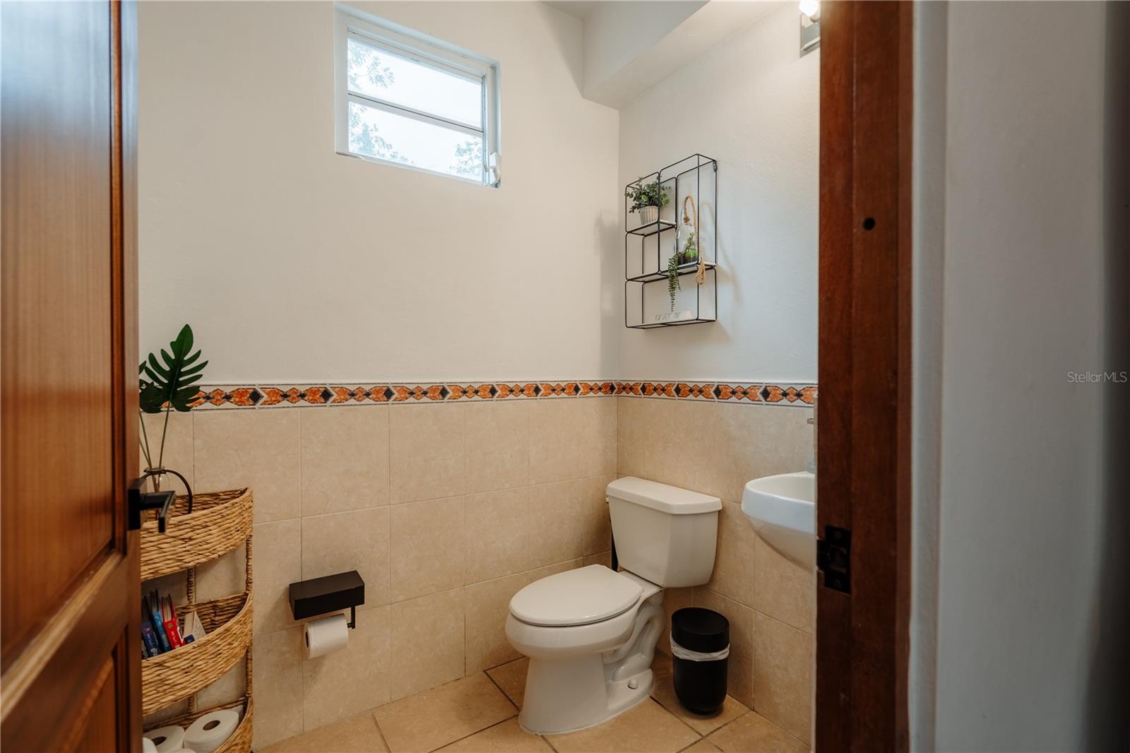 3 B Property Photo 12