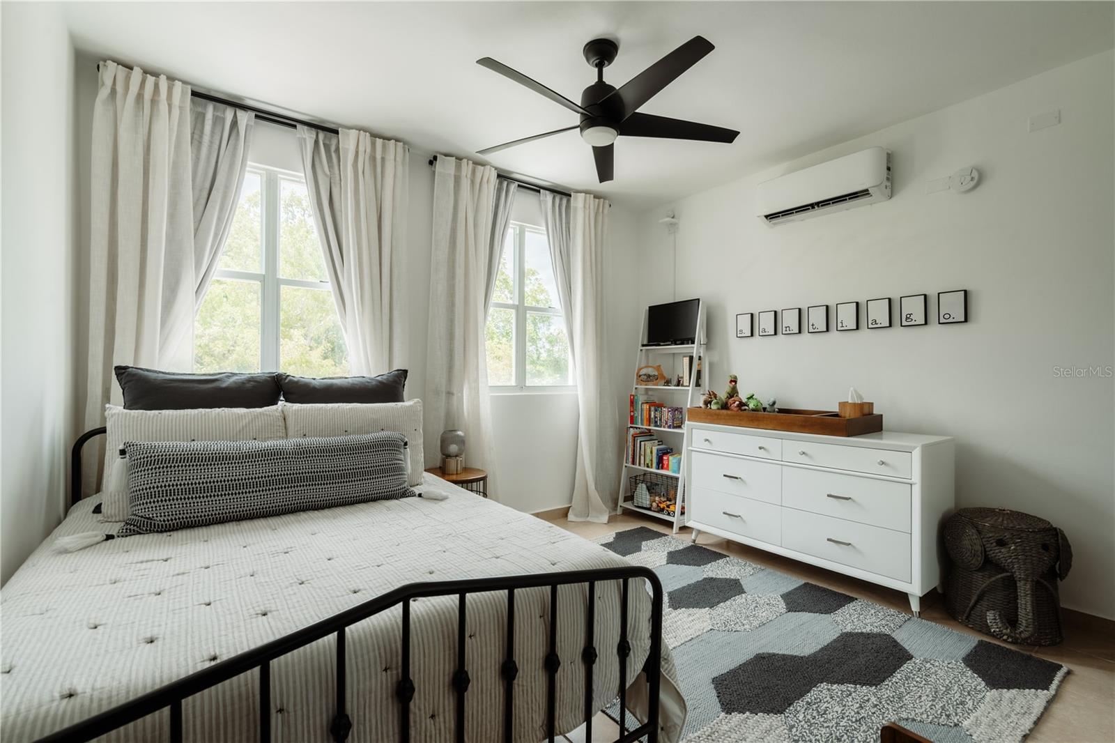 3 B Property Photo 23