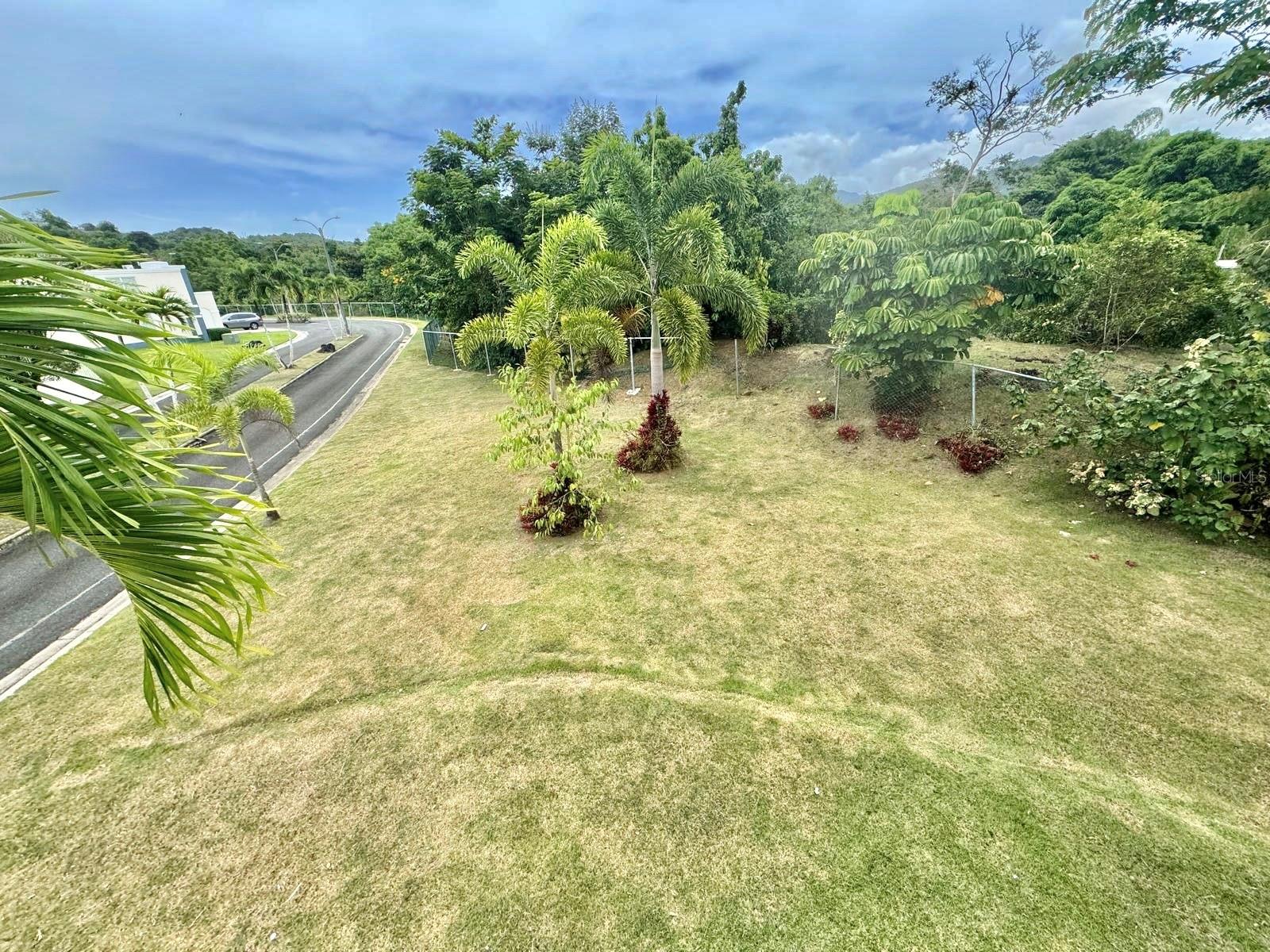 26 Vereda Ancha Property Photo 13
