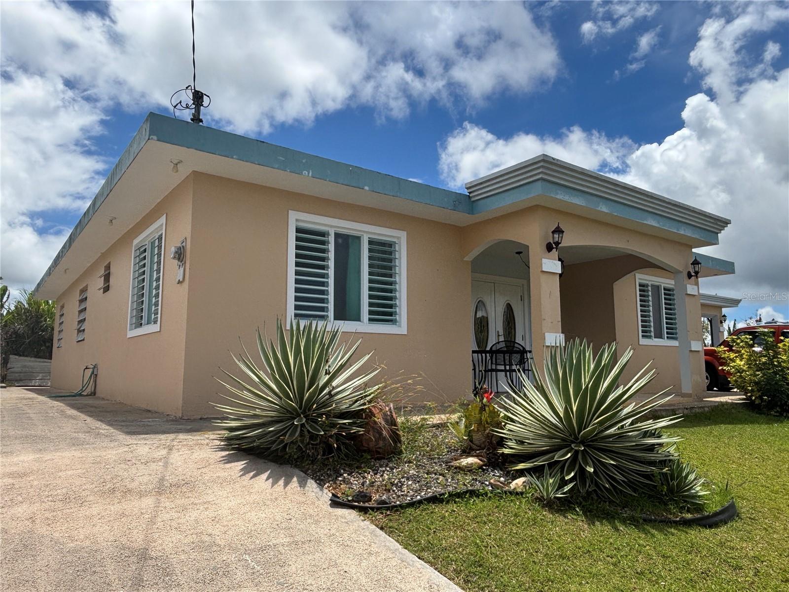 Carr 156 Km 12.1 Int Bo. Palo Hincado Property Photo 1