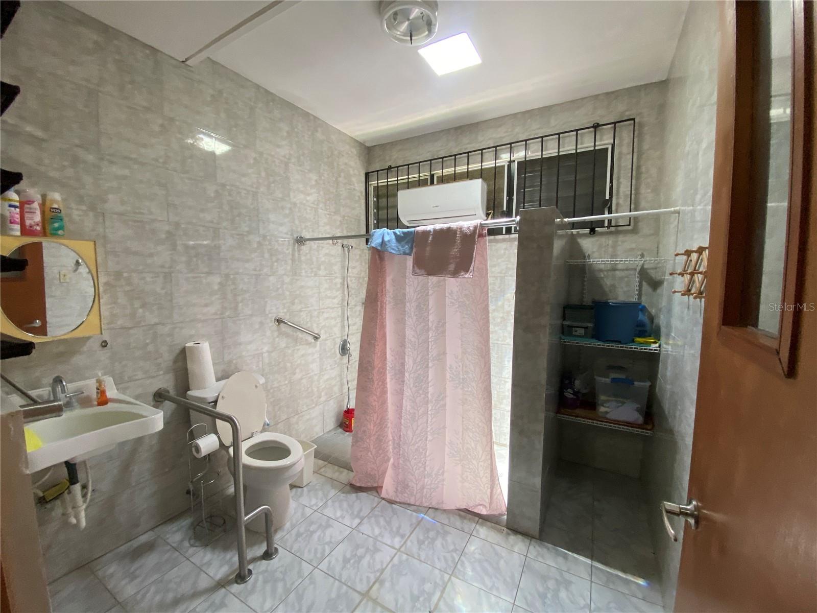 C-26 Arcenia Property Photo 34