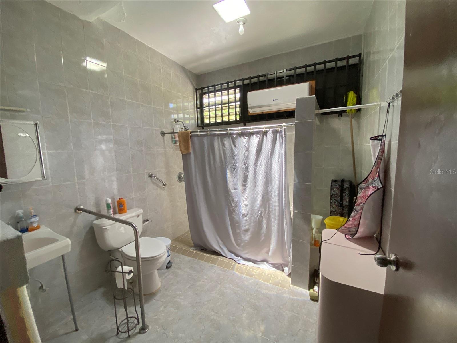 C-26 Arcenia Property Photo 35