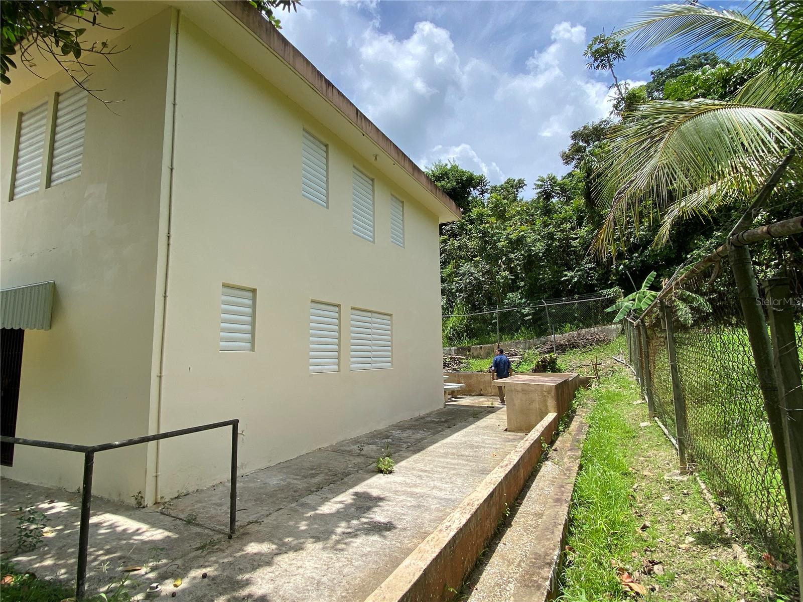 C-26 Arcenia Property Photo 43