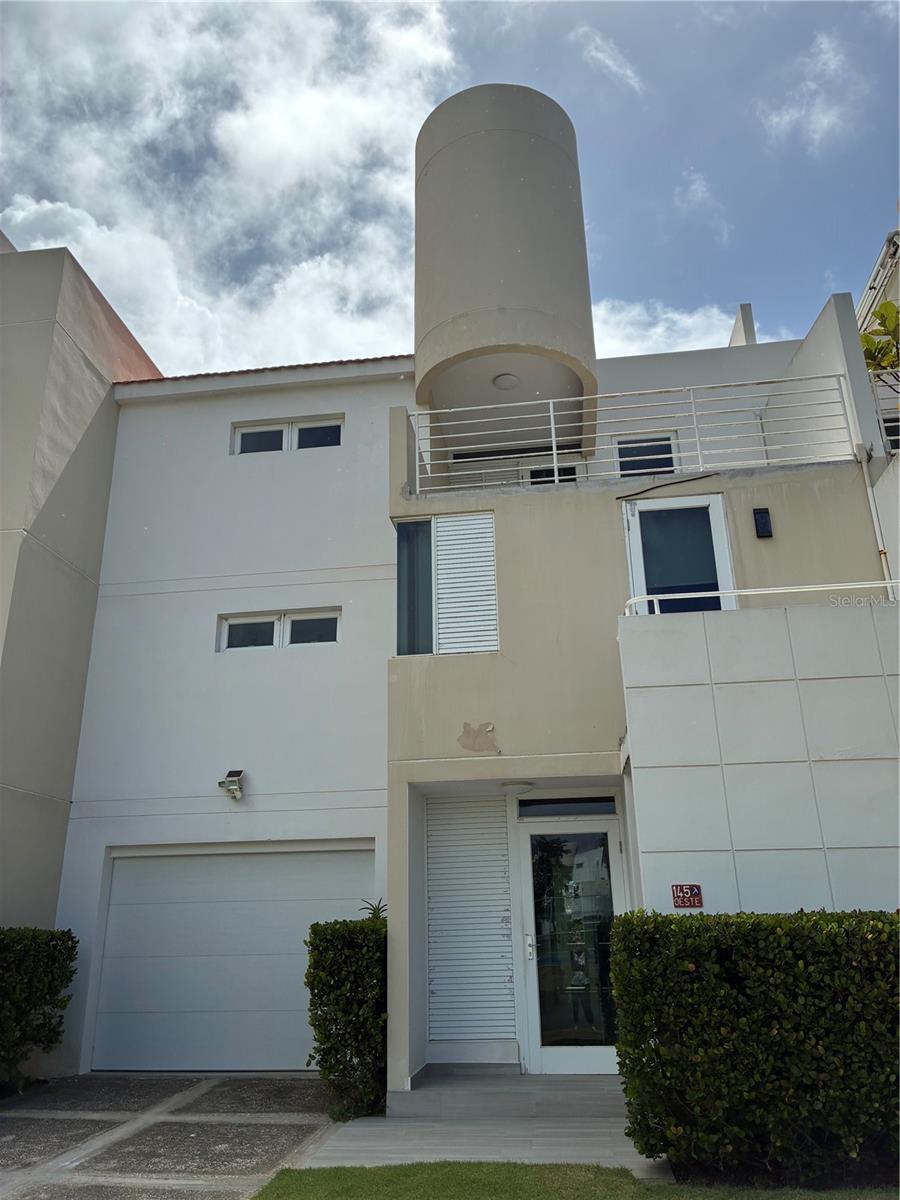 145 Villas De Golf Oeste #145 Property Photo 1