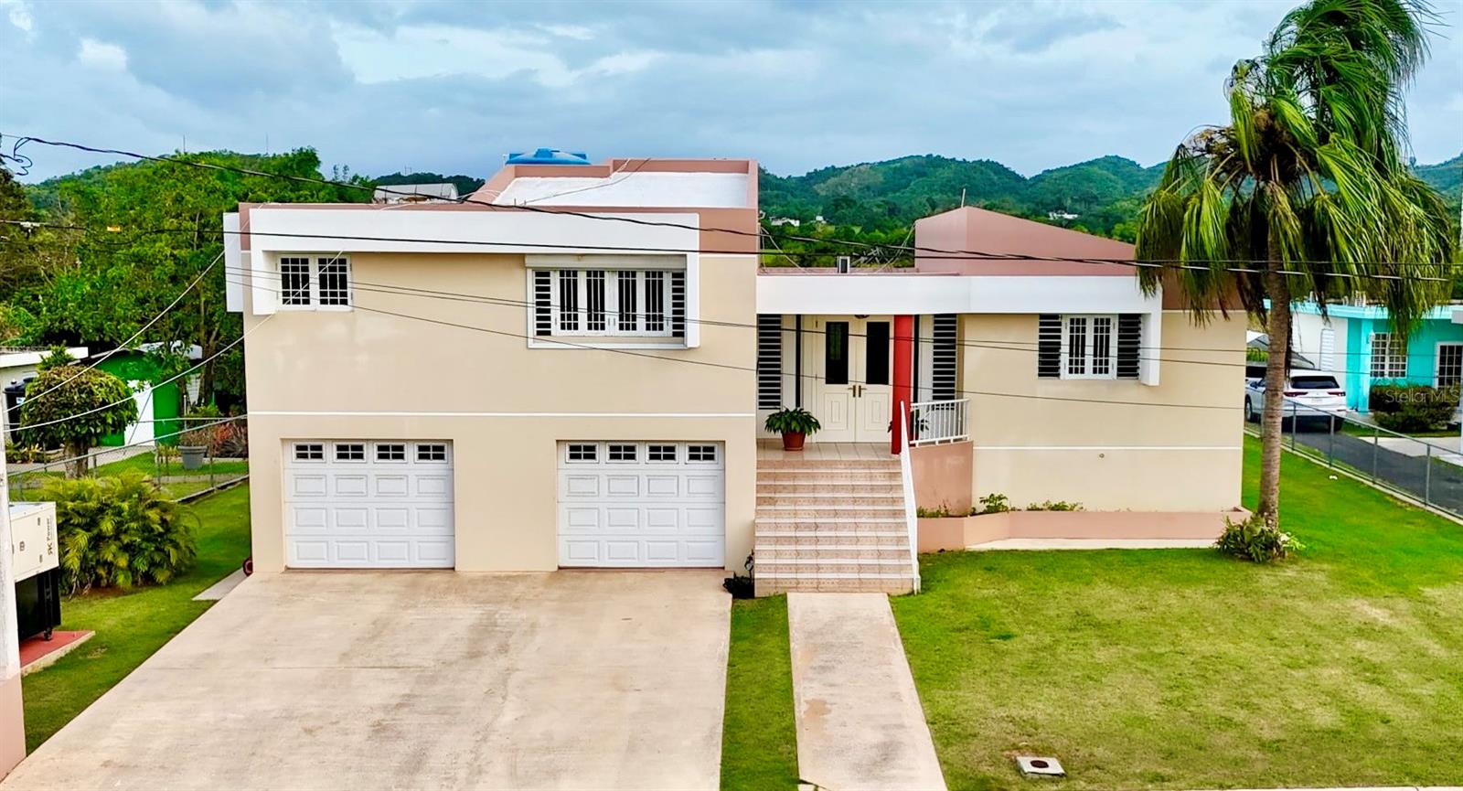 Urb. La Romana 216 Calle Franchesco Property Photo 1
