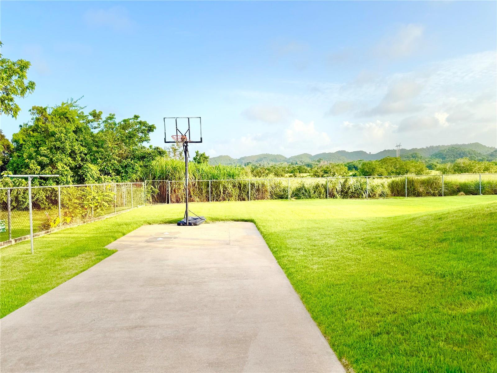 Urb. La Romana 216 Calle Franchesco Property Photo 35