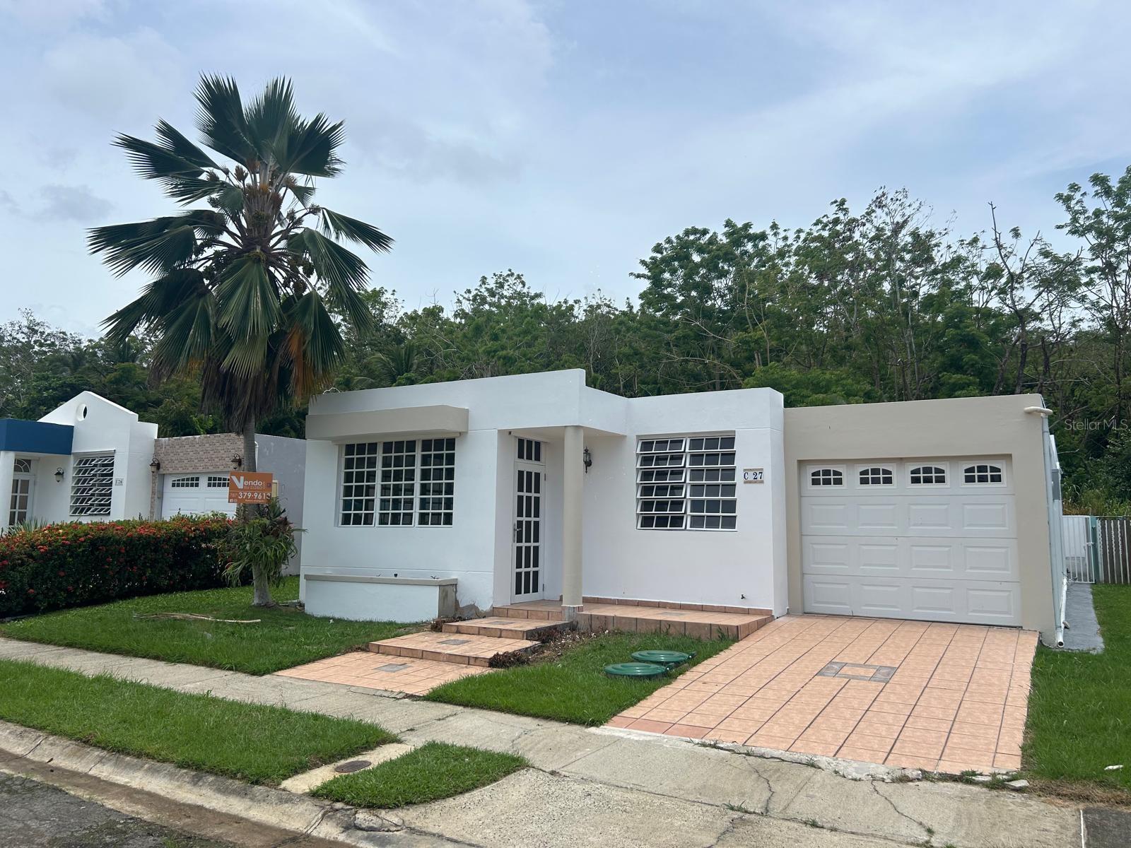 27 C Olivo Property Photo 1