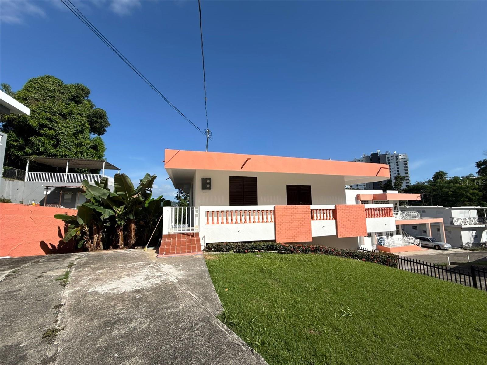 Carr. 104 Calle Los Ingenieros Property Photo 1
