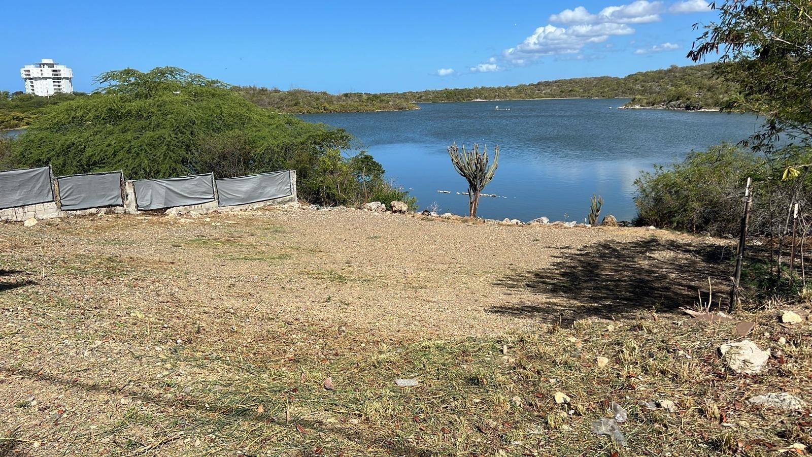 Salinas Providencia, Calle C Bloq. A-7-a Property Photo 1