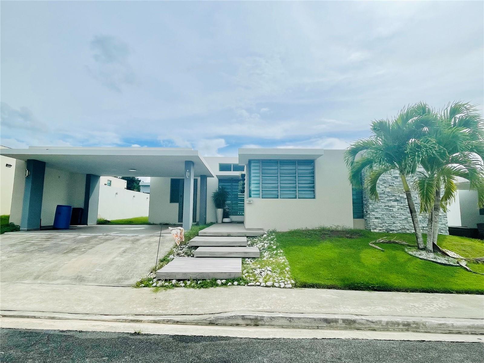 28 Camino Del Mirador Property Photo 1
