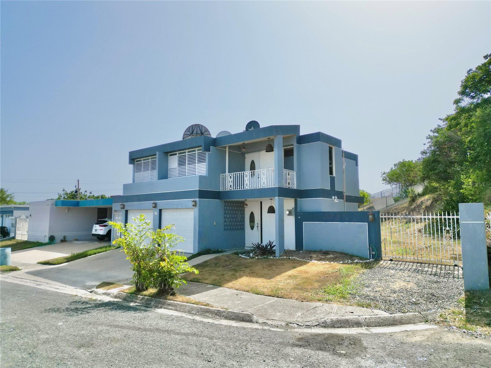 Calle 7 Urb. Monte Sol G-3 Property Photo 1