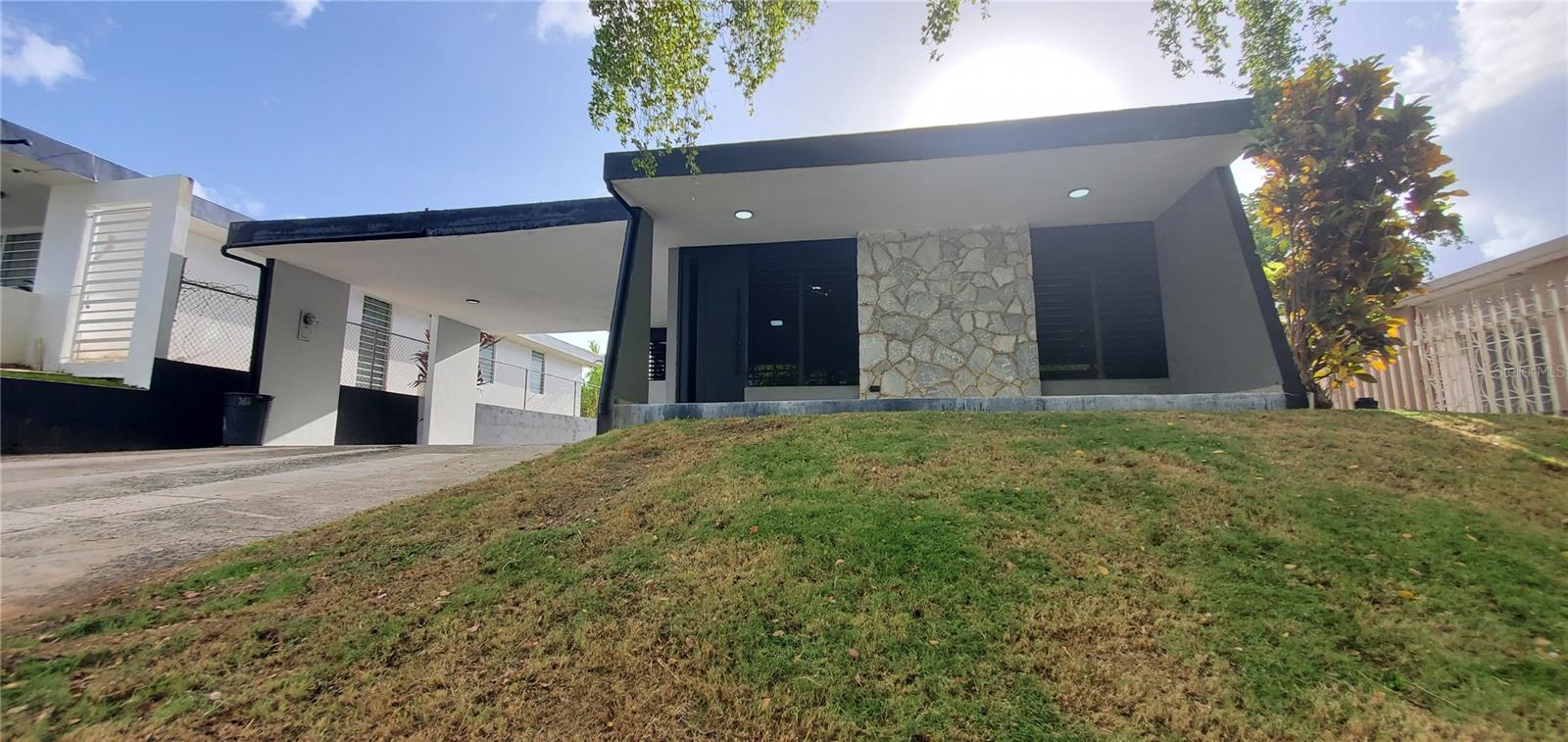 St. 25 Monte Carlo 1306 Property Photo 1