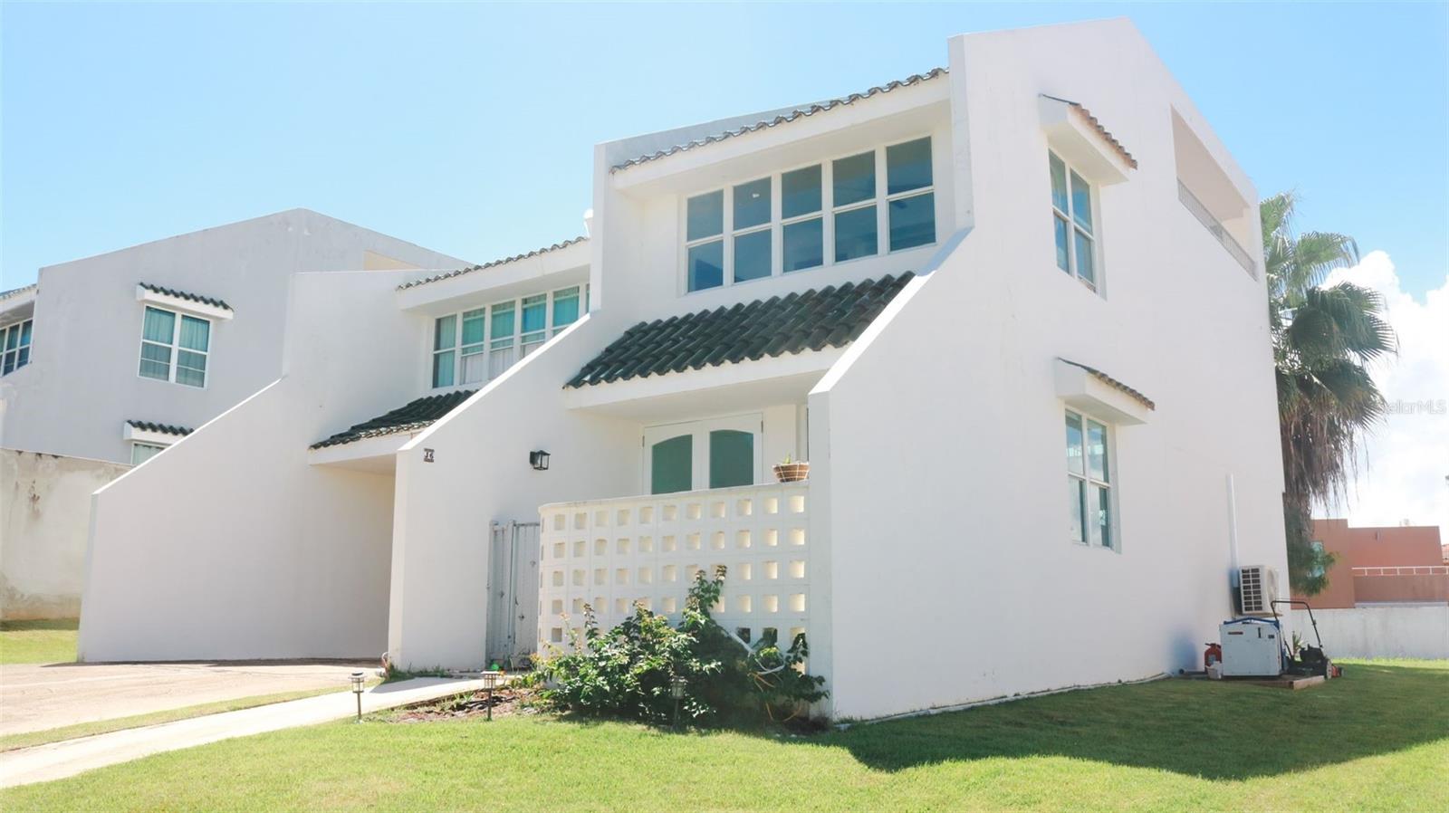 J-6 ! Property Photo 1