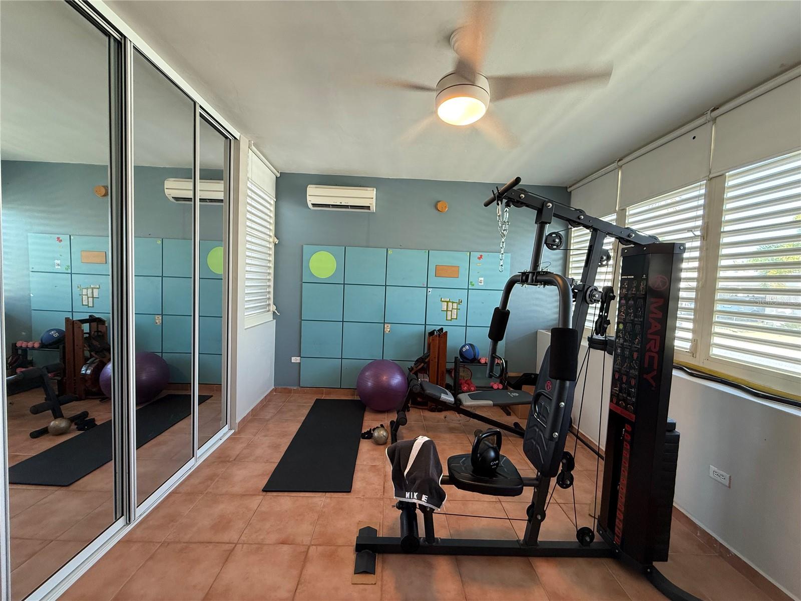 . Topacio St #f-22 Property Photo 8