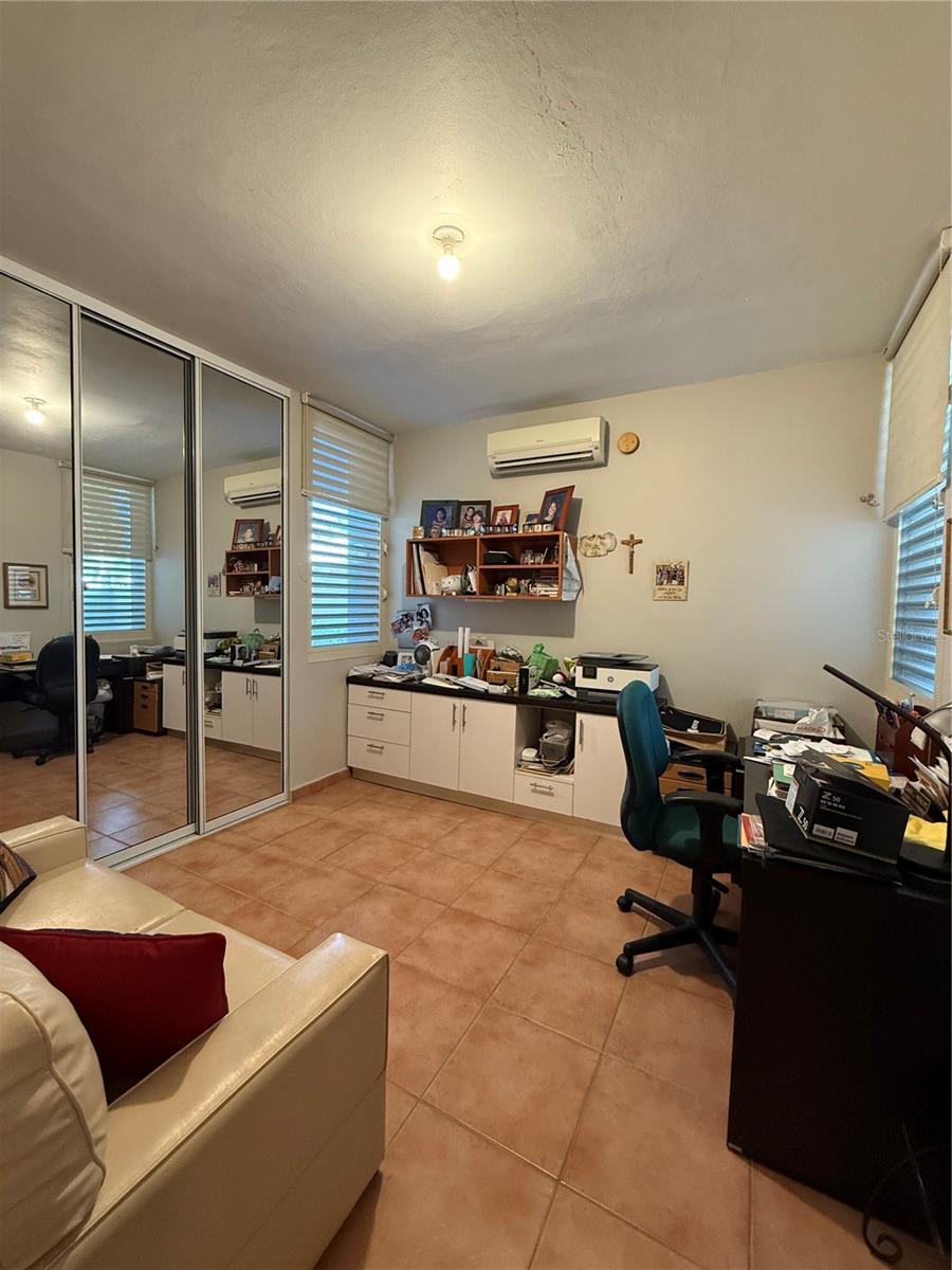 . Topacio St #f-22 Property Photo 10