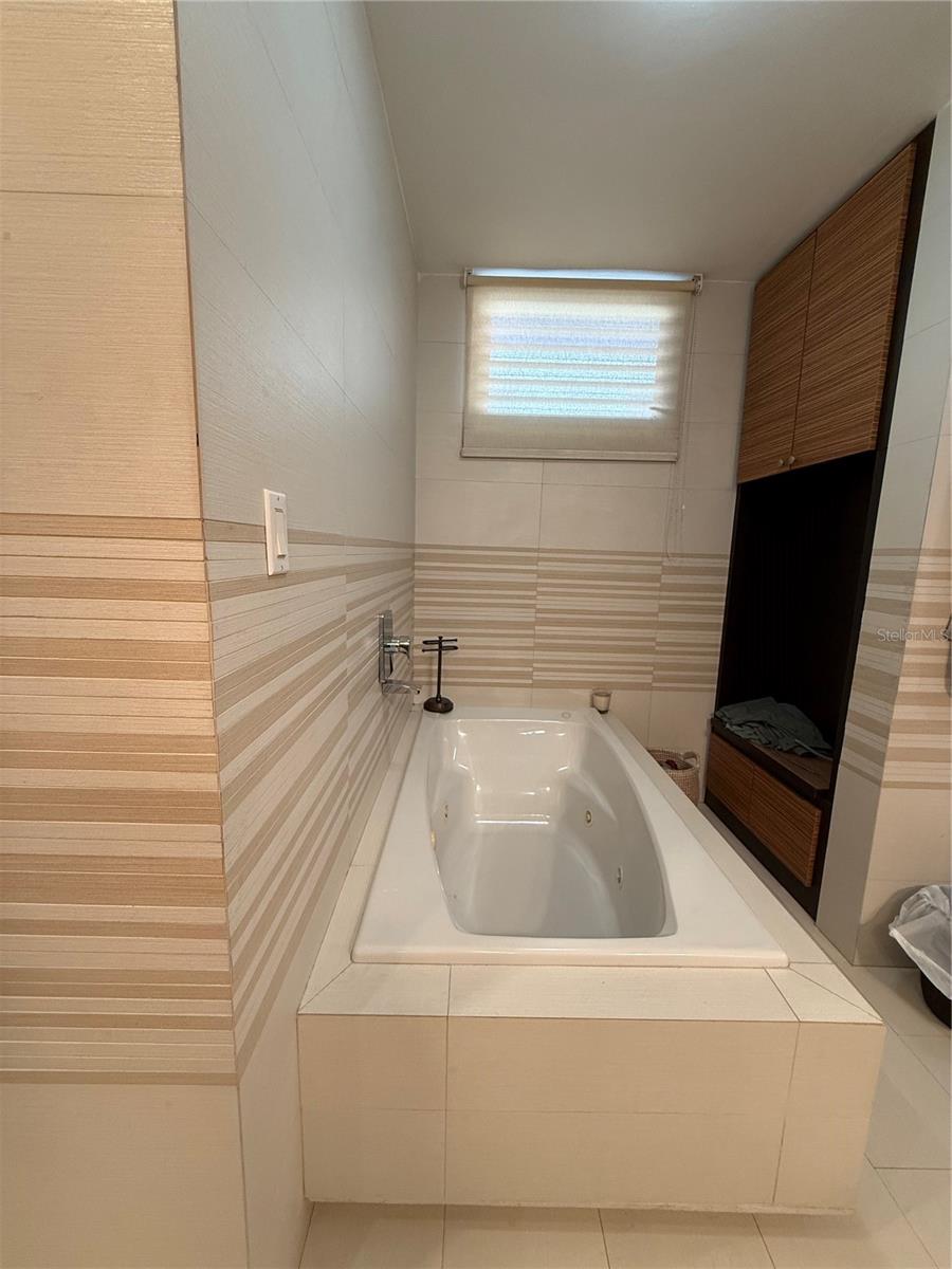 . Topacio St #f-22 Property Photo 14