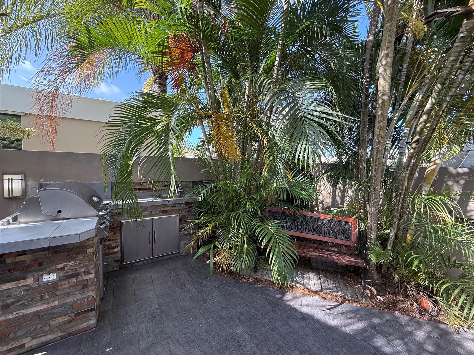. Topacio St #f-22 Property Photo 20