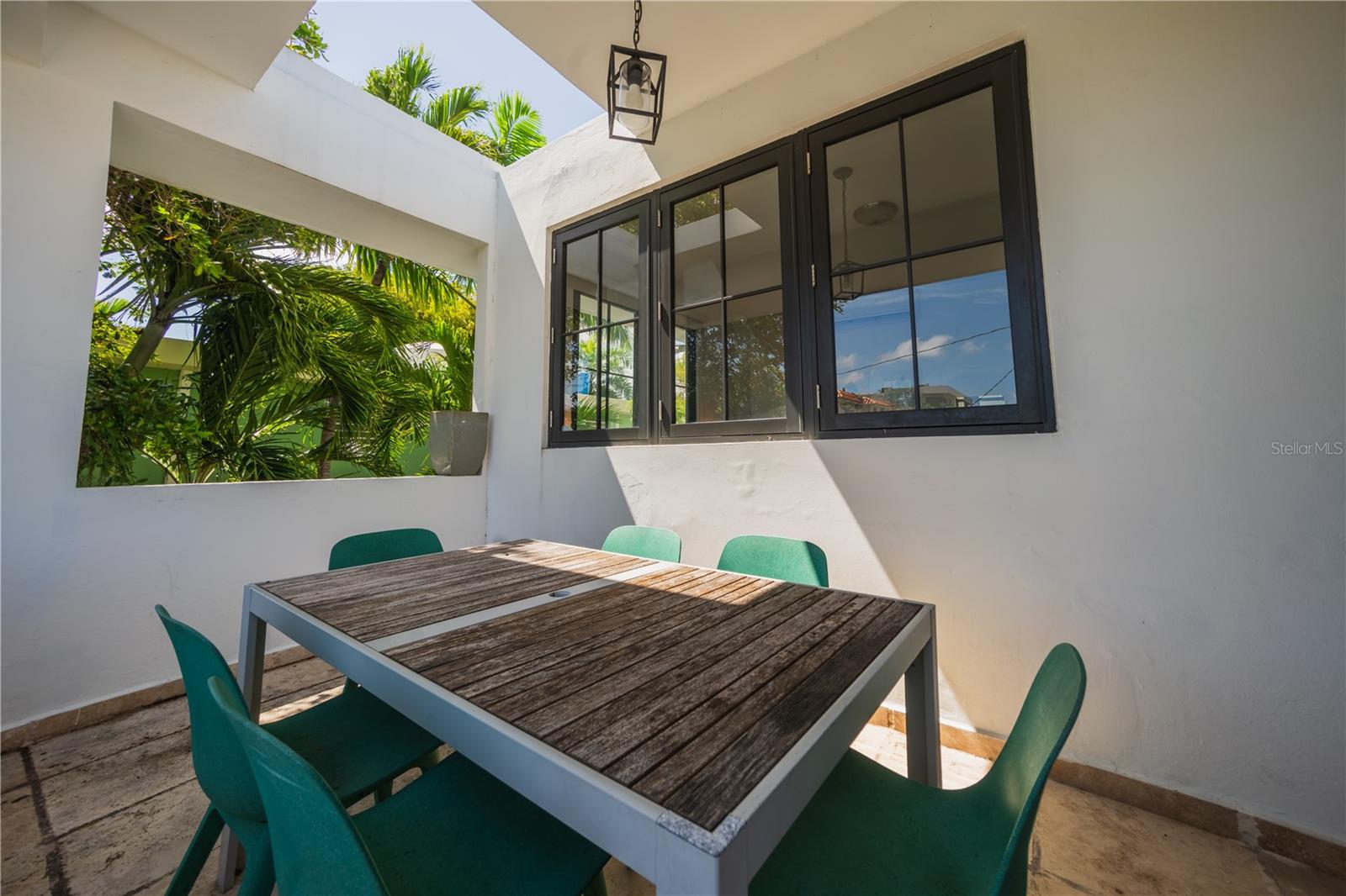 2008 Cacique Property Photo 13