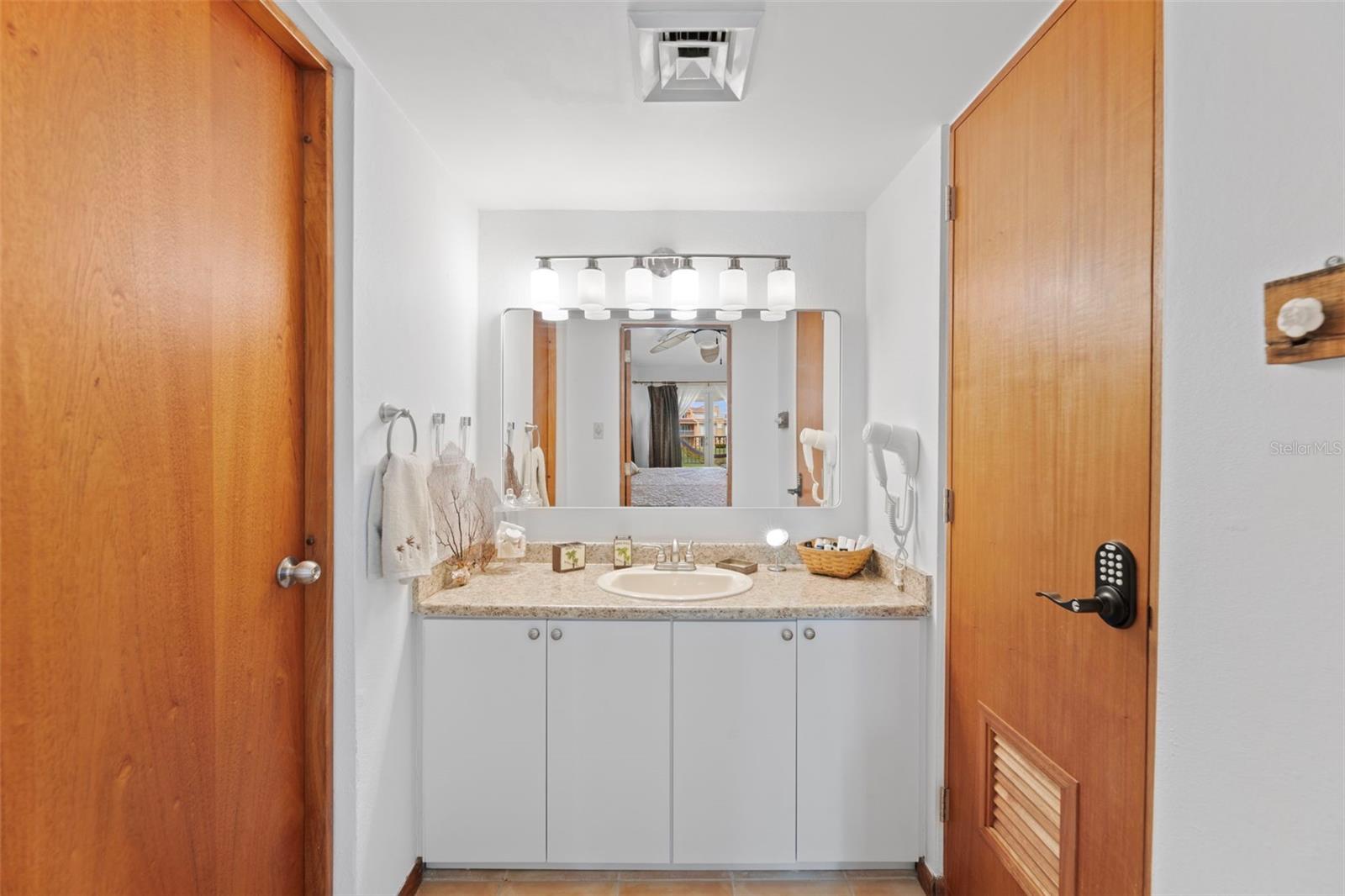 190 Candelero Drive #9247 Property Photo 10