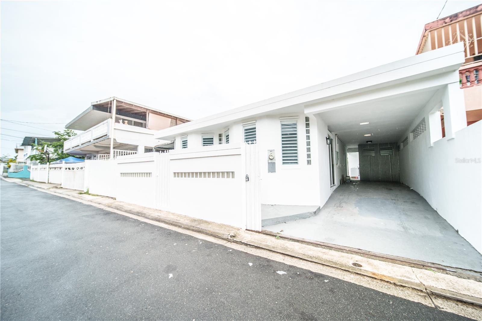 353 Principal Property Photo 1