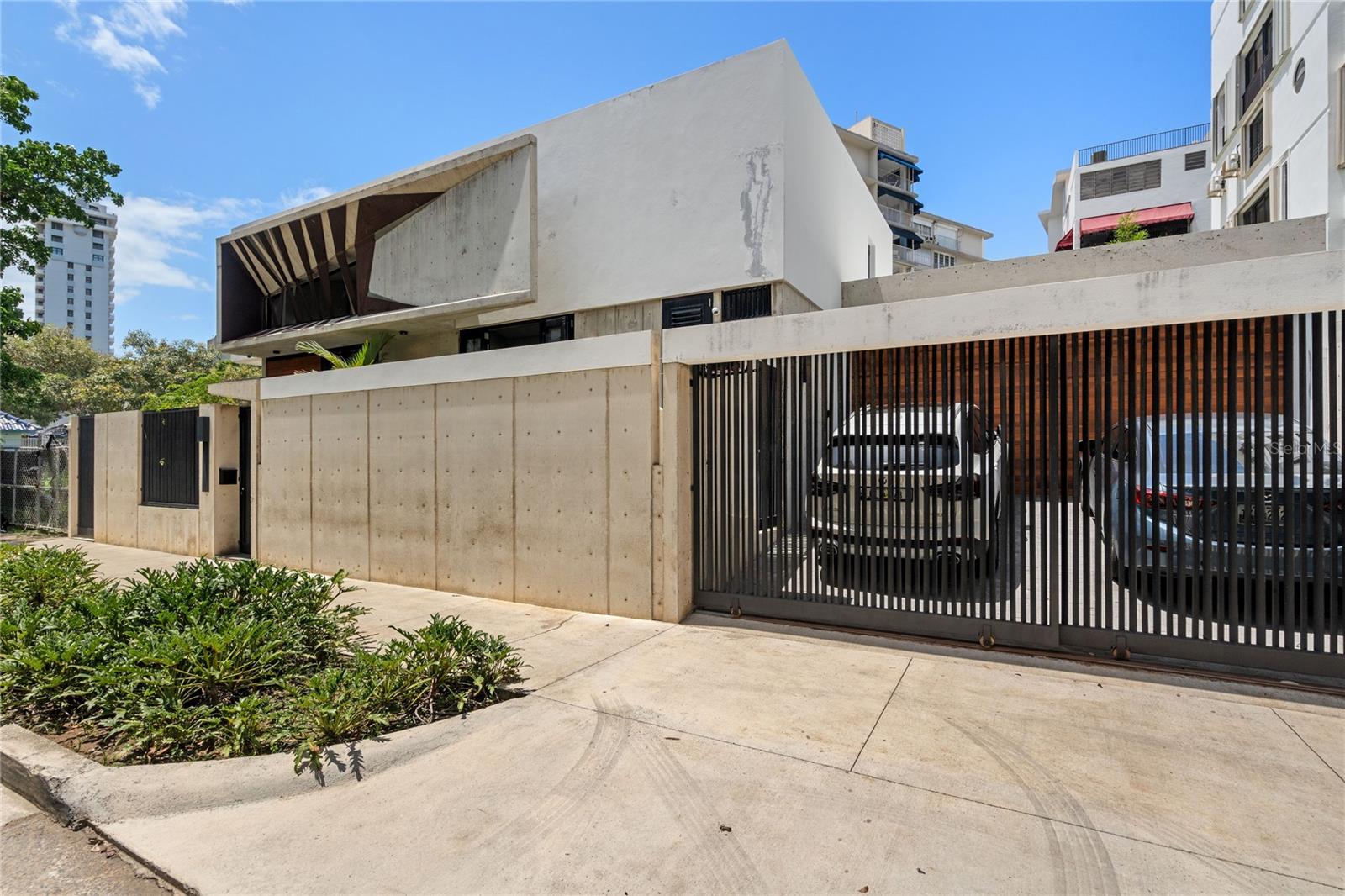 1211 Luchetti Property Photo 37