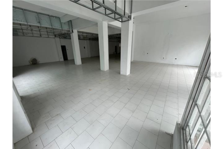 Local 2 Edificio Zamora Mayor Cantera St Property Photo 3