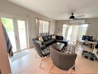 53 Harbour Lights Property Photo 12