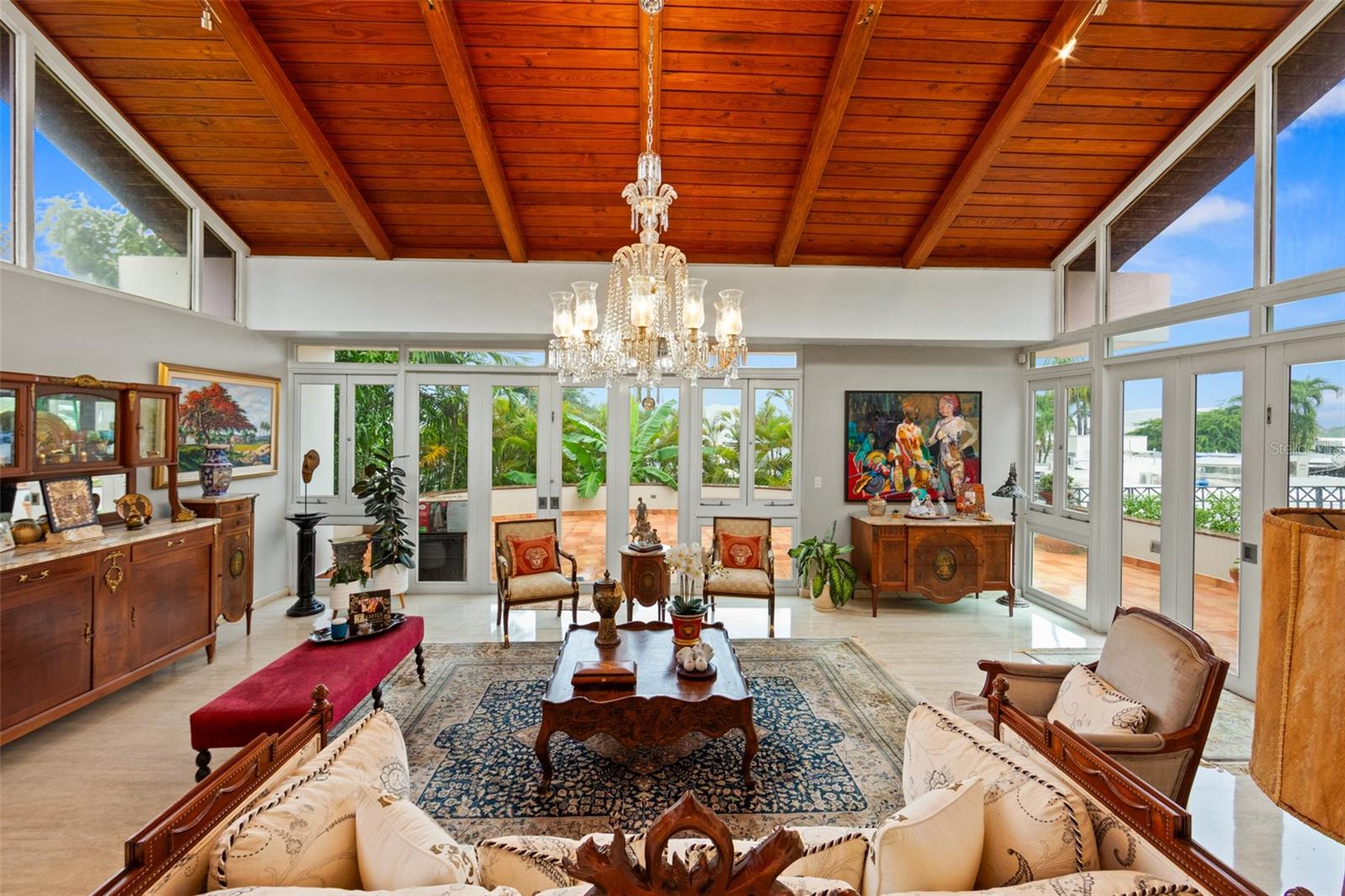 201 Rey Gustavo, La Villa De Torrimar Property Photo 12