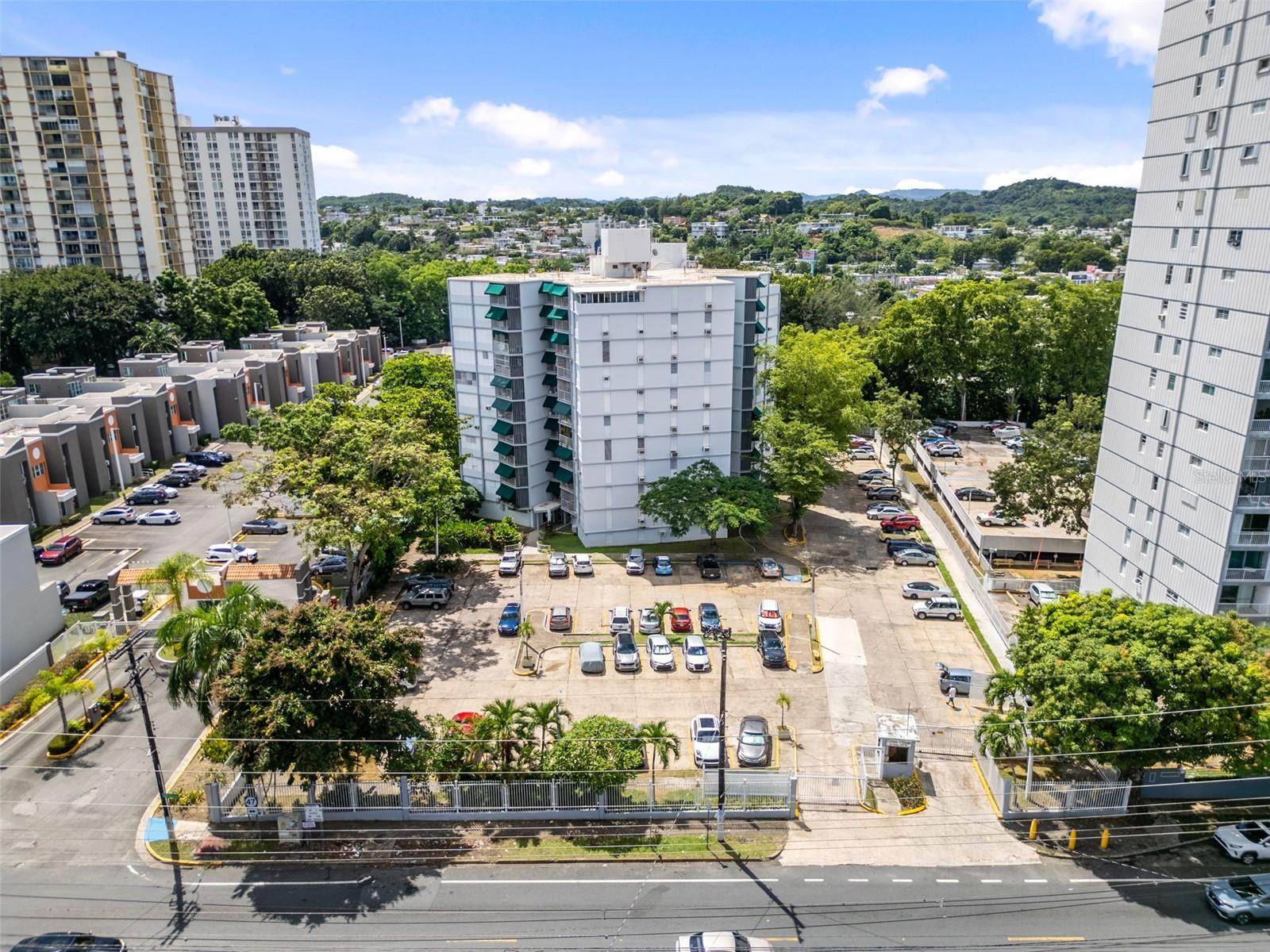 472 CALLE DE DIEGO #602 B