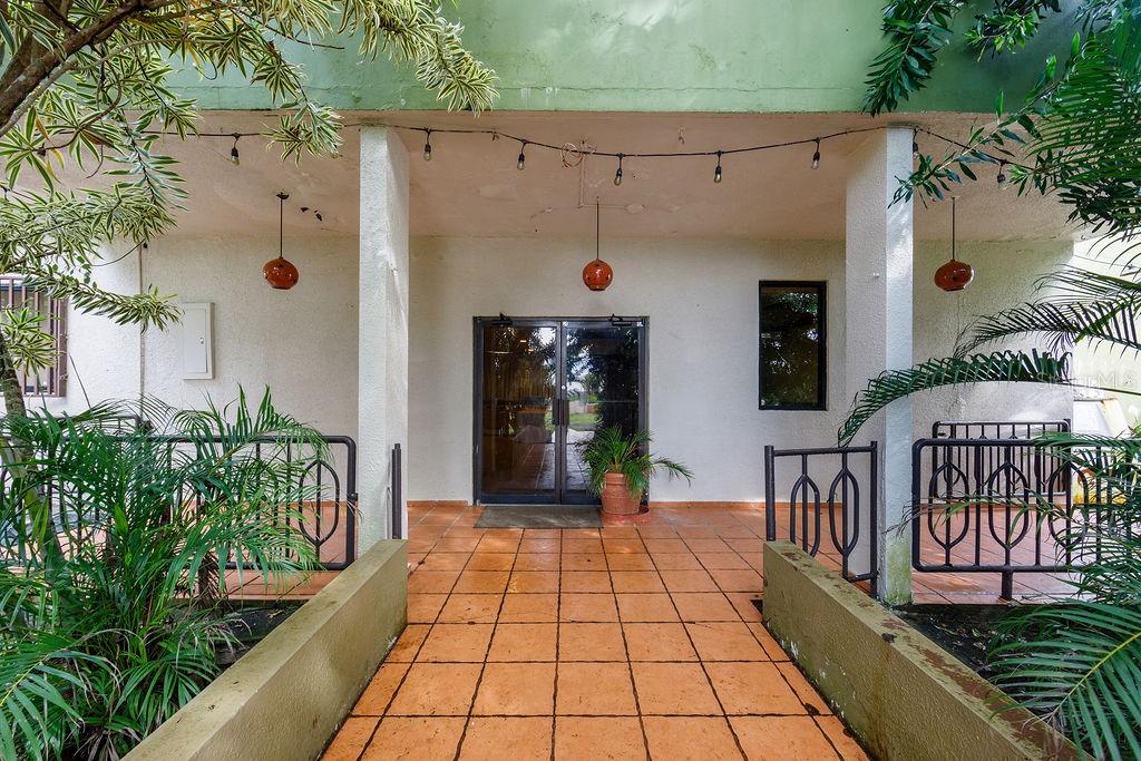 690 Los Naborias St Property Photo 3