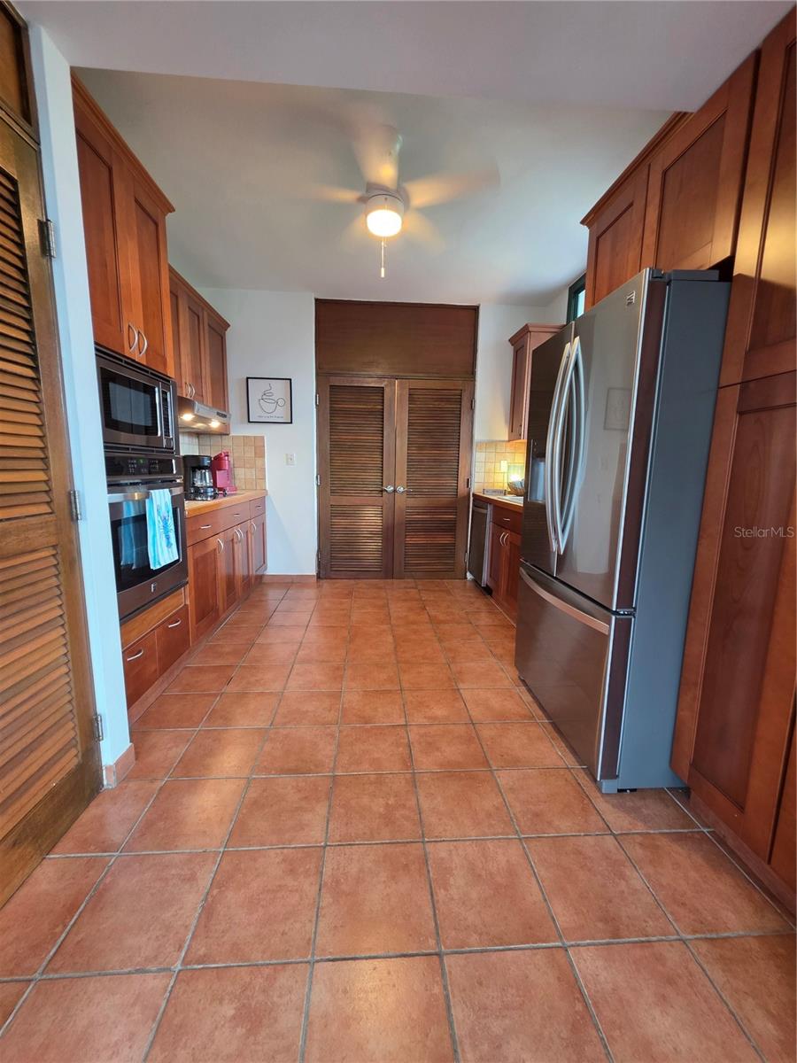 6000 Rio Mar Boulevard Property Photo 14