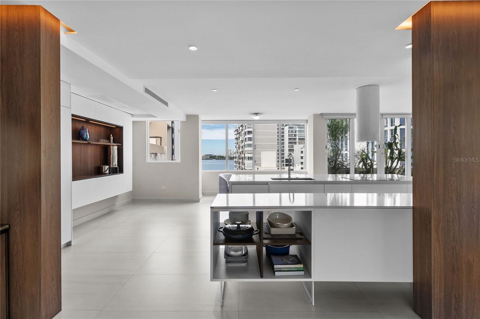 1115 Calle Piccioni #ph Property Photo 3
