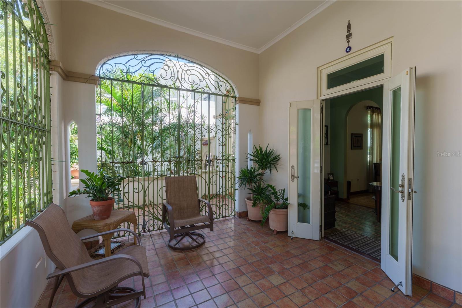 655 Concordia Property Photo 4