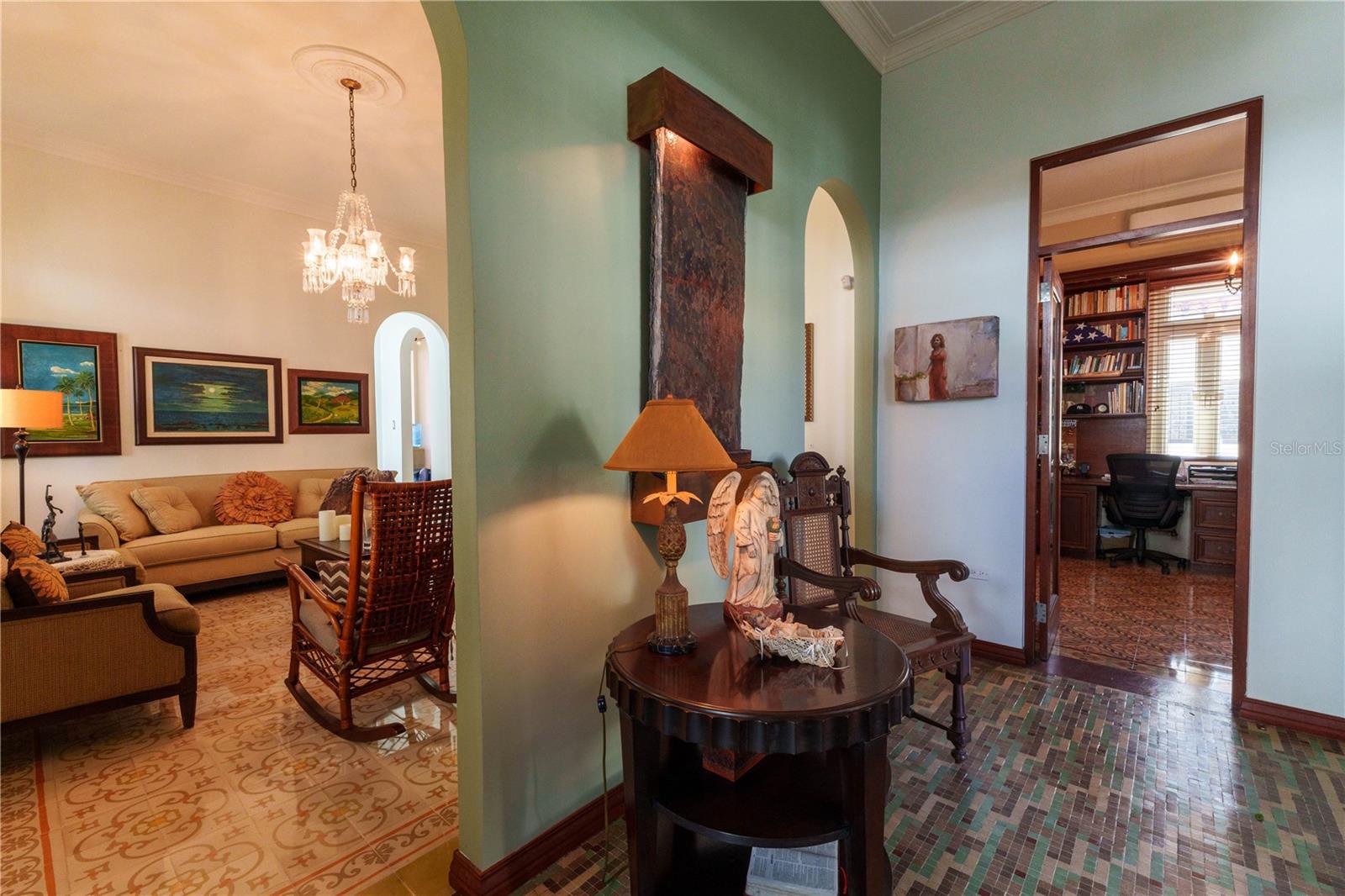 655 Concordia Property Photo 5