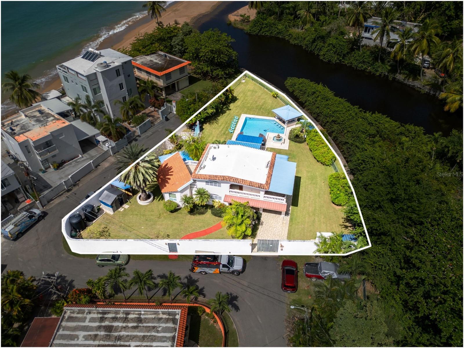 23 Casa Canal Property Photo 21