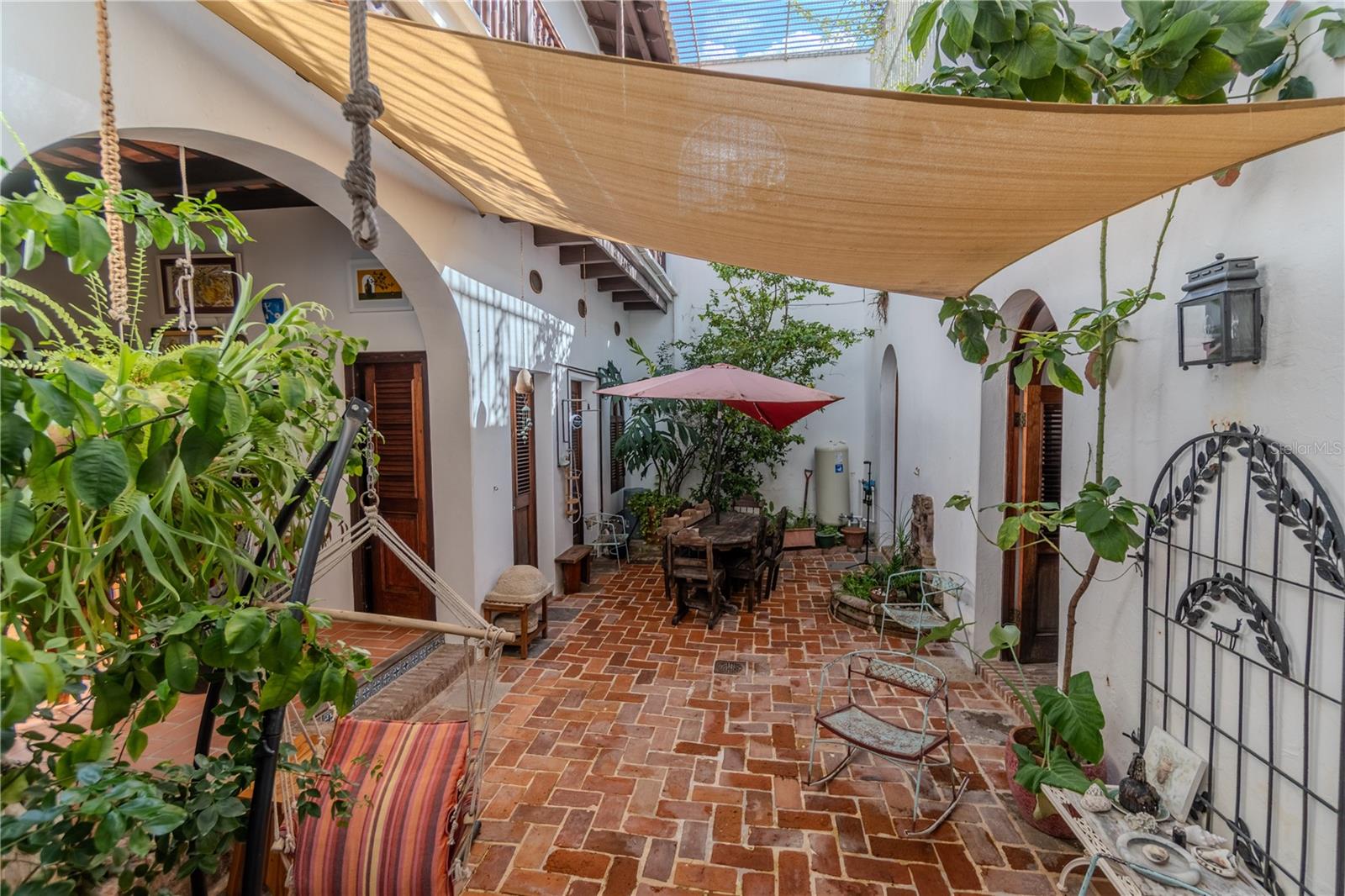 3 Cruz Property Photo 5