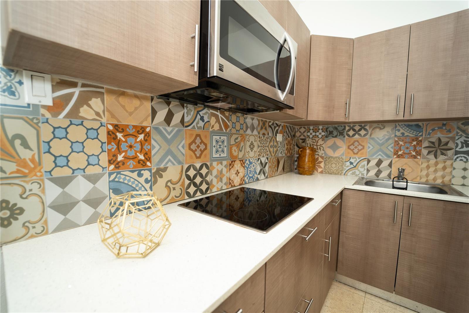 2019 Cacique St Property Photo 6