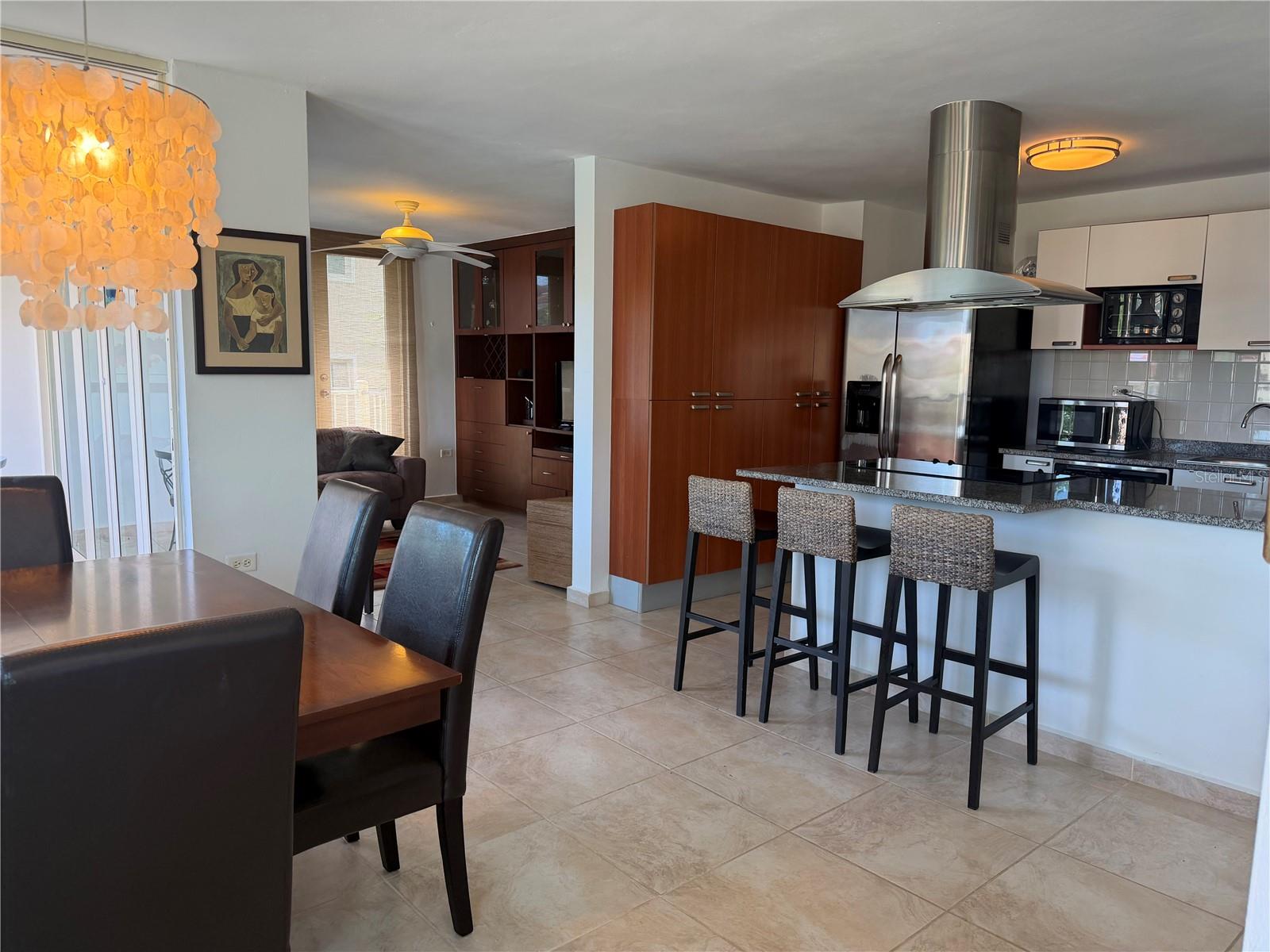 Apt B-205 Cond. Harbour Points Property Photo 3