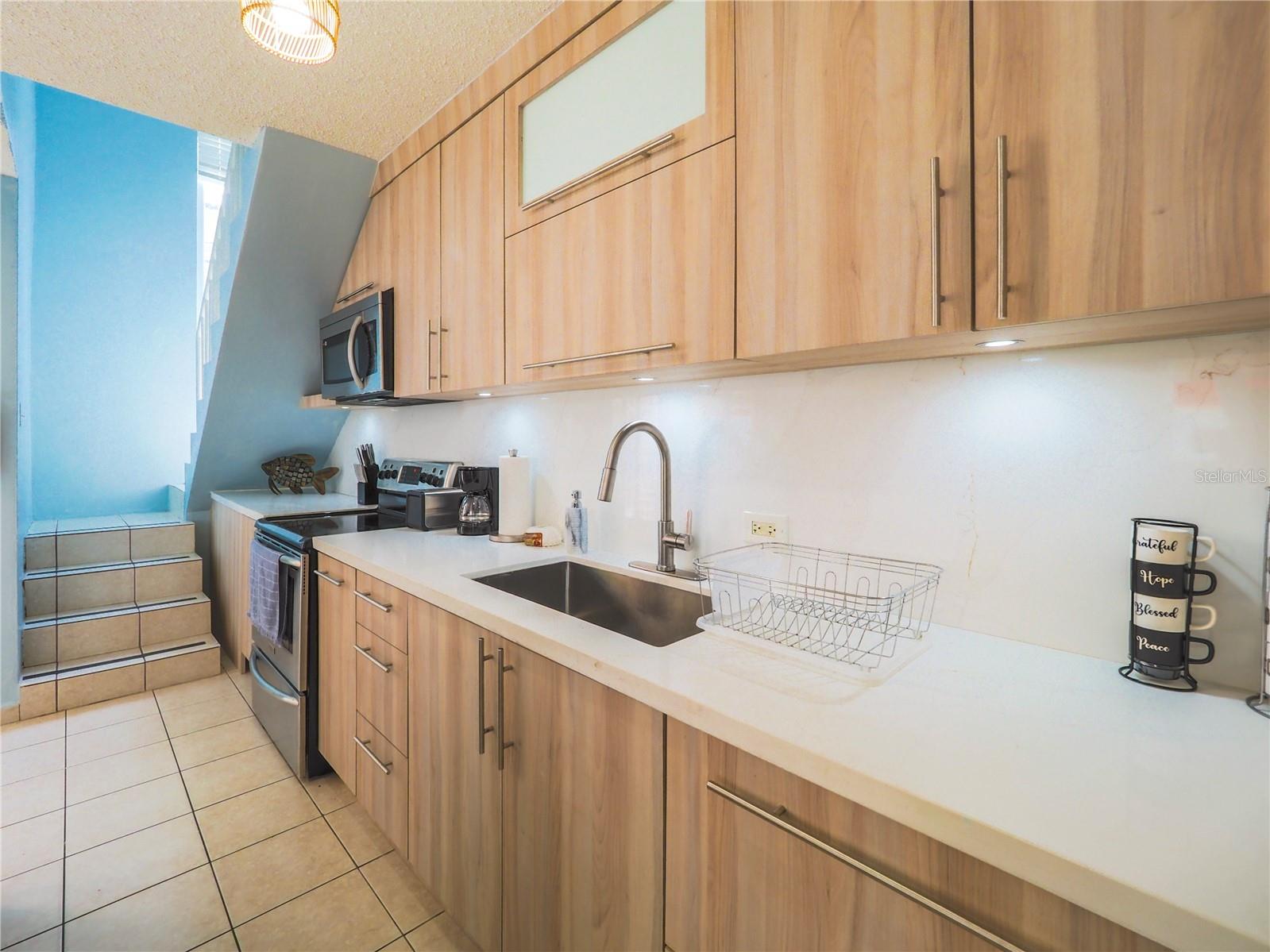 707 Ocean Drive #a-4 Property Photo 11