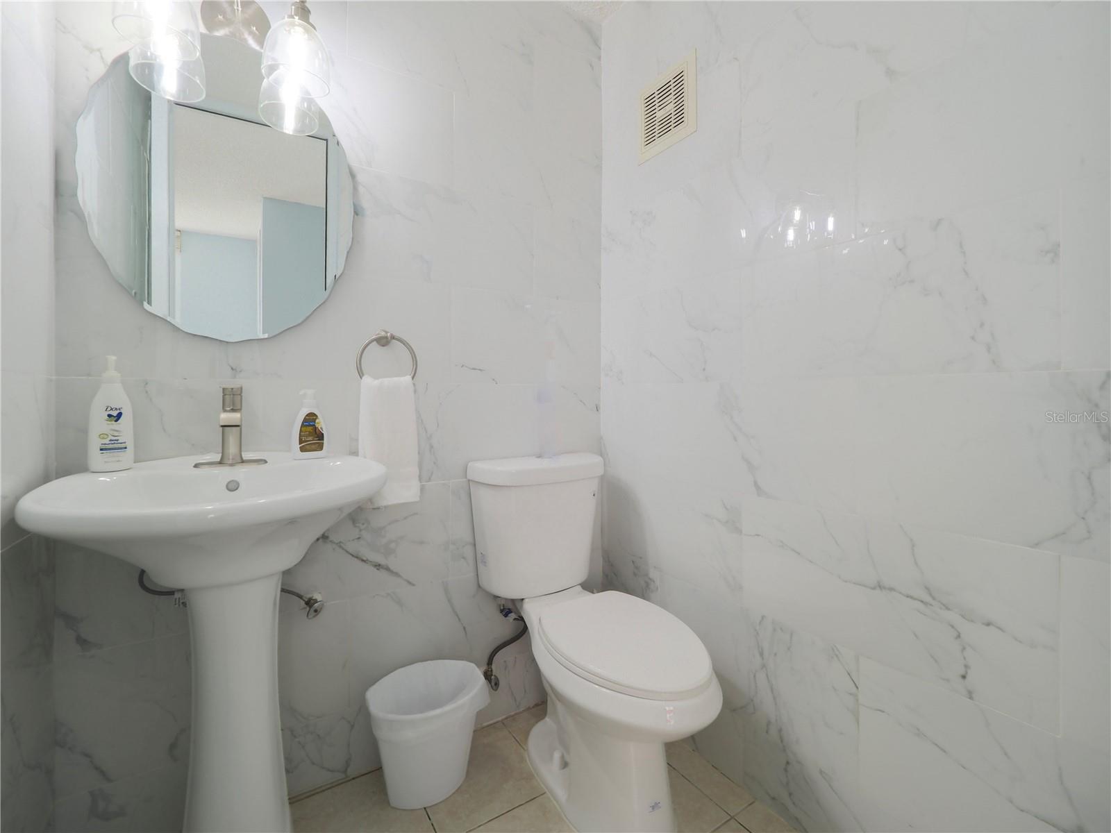 707 Ocean Drive #a-4 Property Photo 16