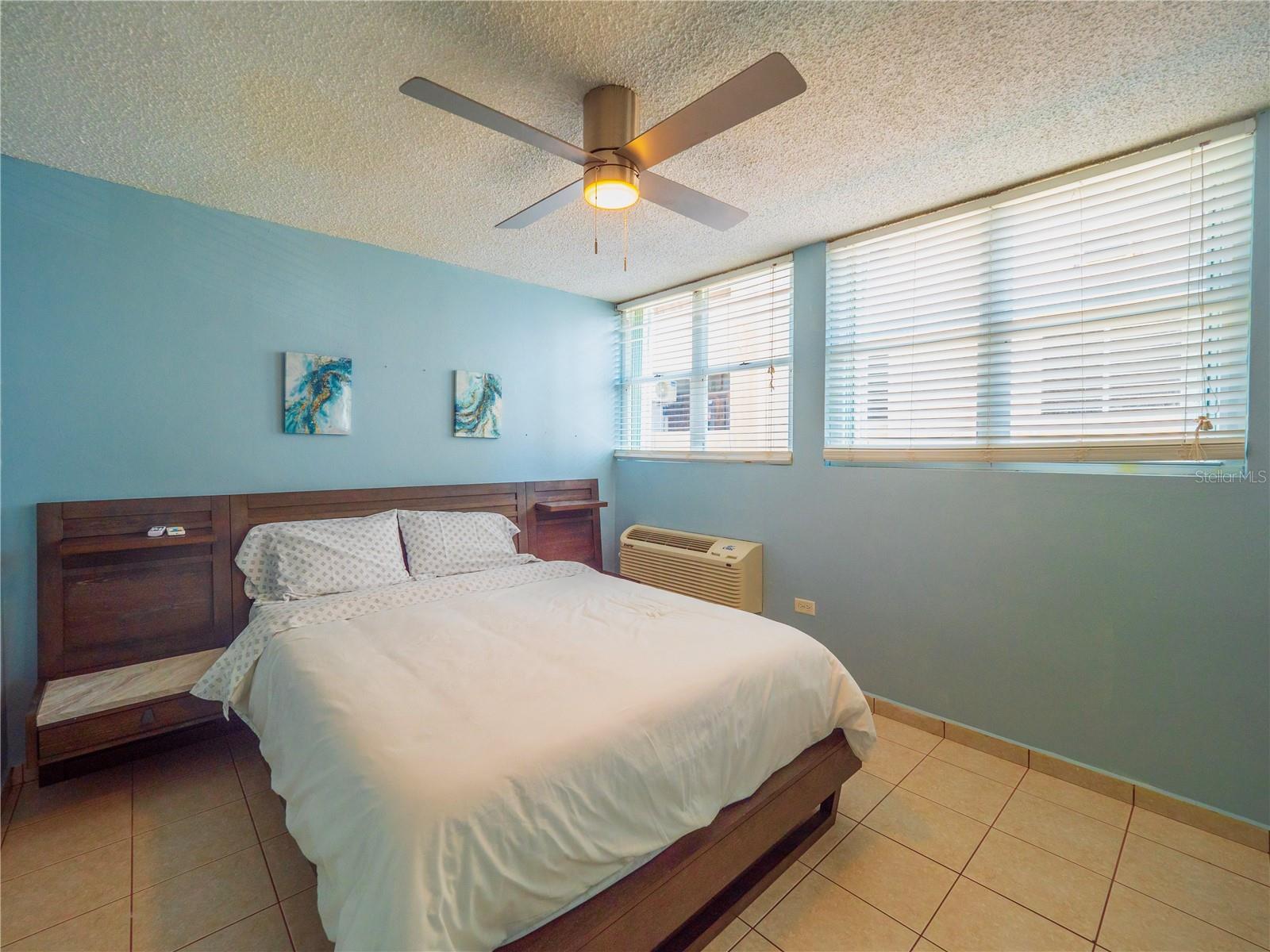 707 Ocean Drive #a-4 Property Photo 20