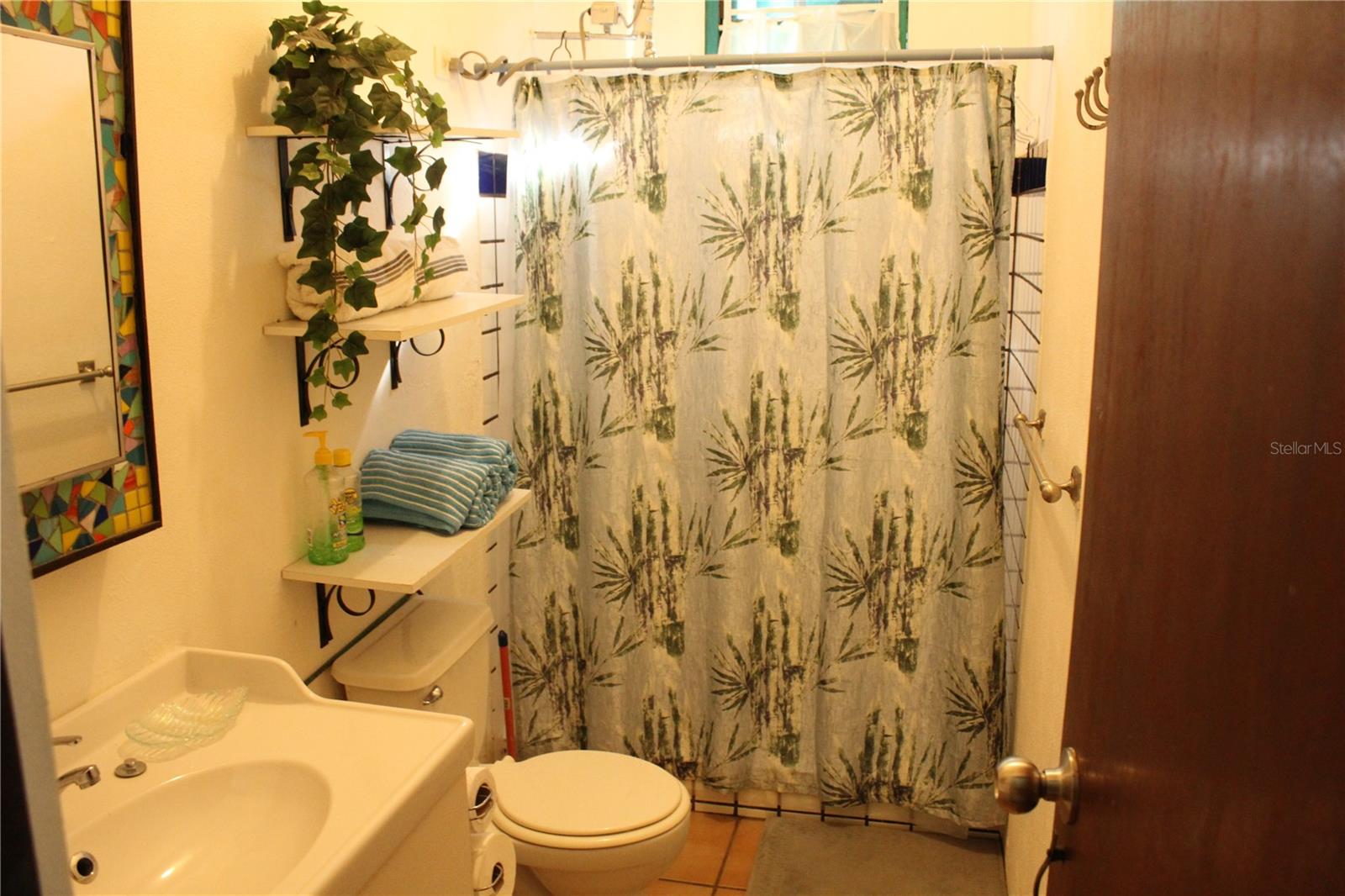 15 Bird's Nest Studios Property Photo 10