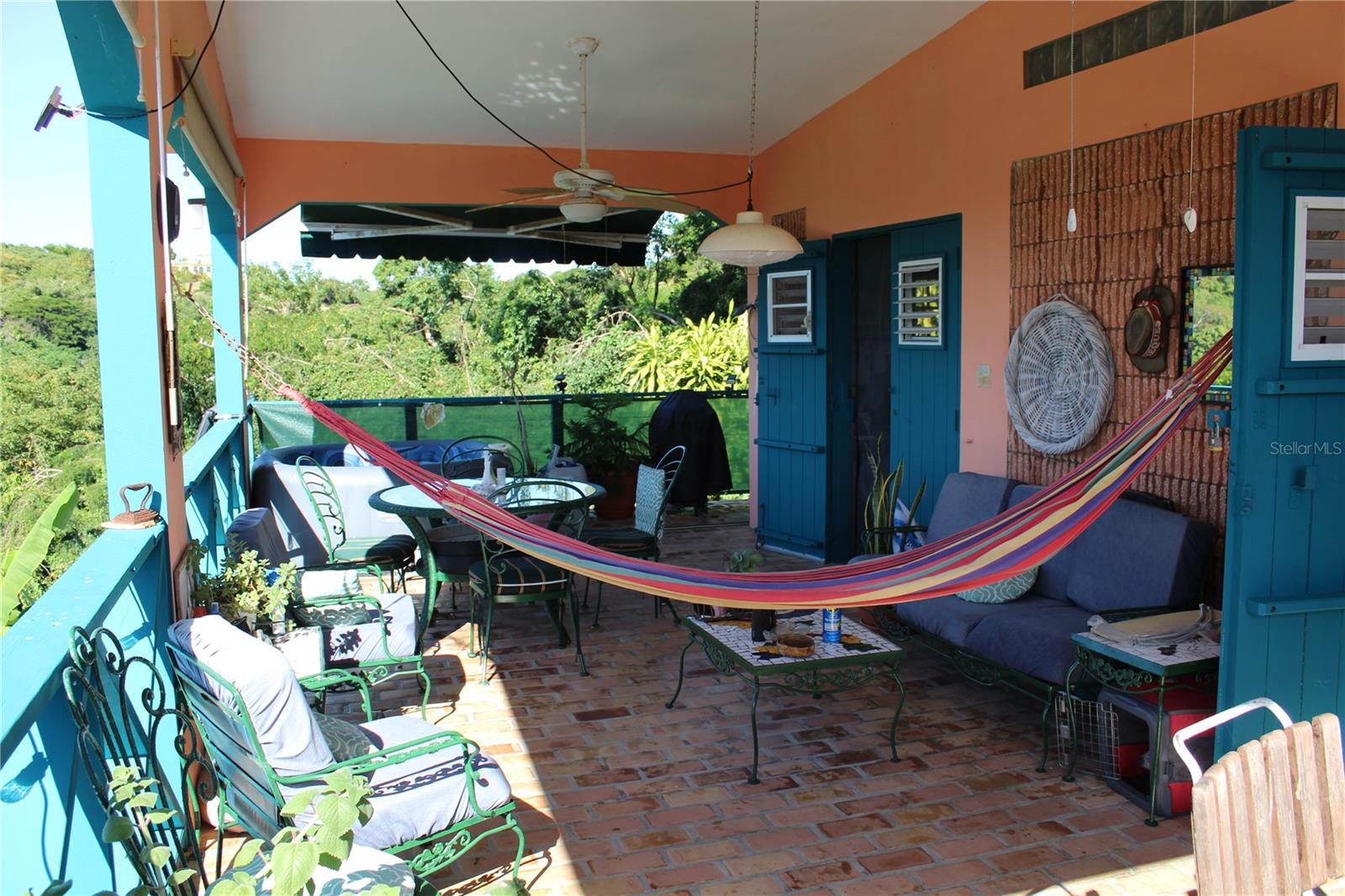 15 Bird's Nest Studios Property Photo 13