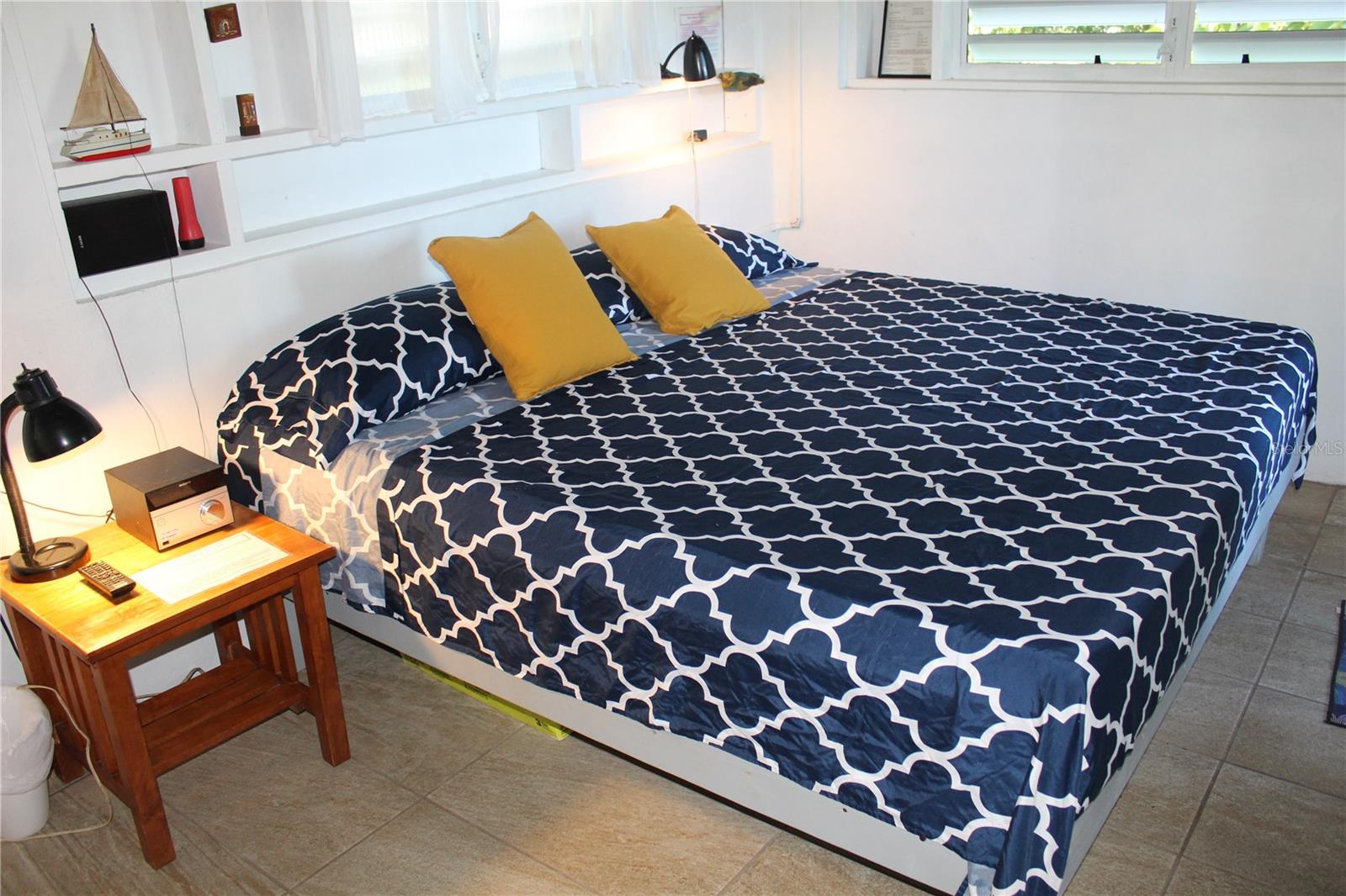 15 Bird's Nest Studios Property Photo 43