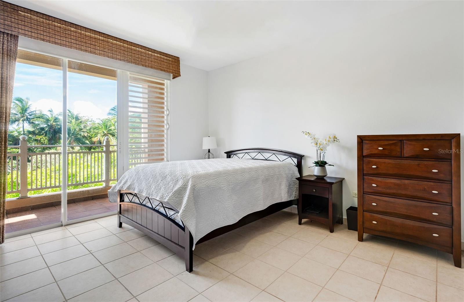 75 Ocean Drive #336 Property Photo 8