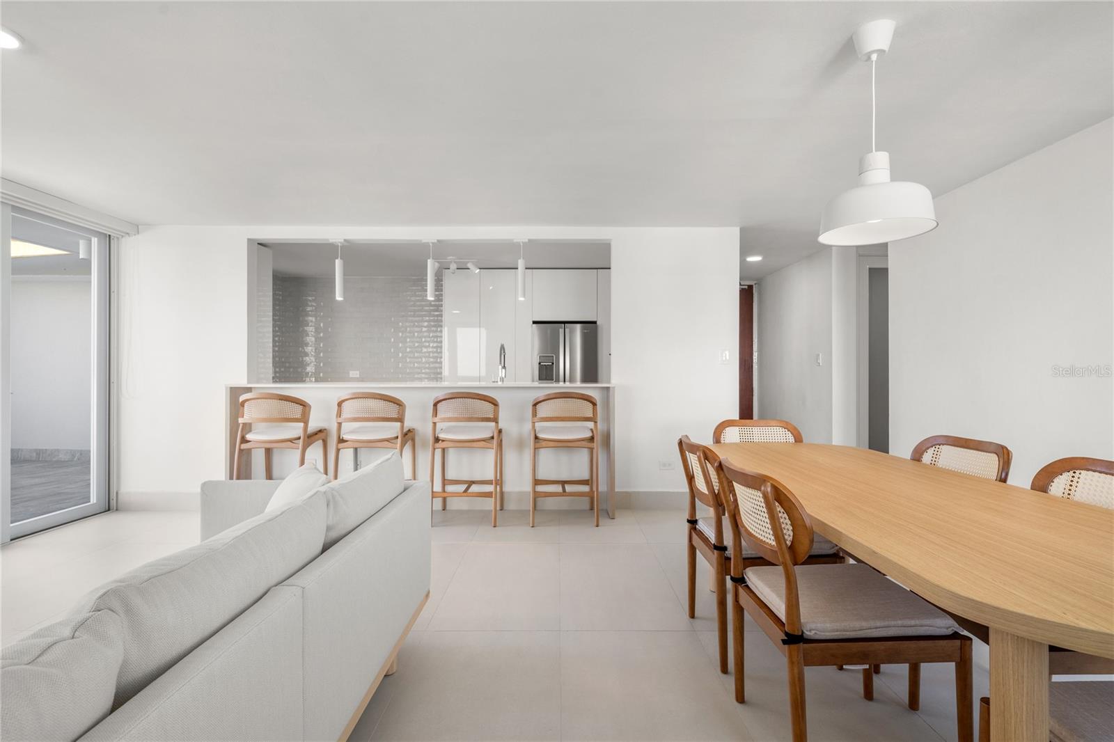 4123 Isla Verde Ave, Waldorf Tower #ph-4 Property Photo 10