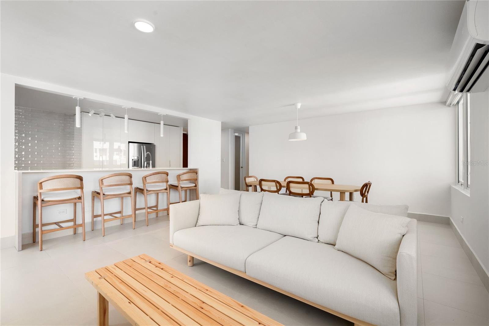 4123 Isla Verde Ave, Waldorf Tower #ph-4 Property Photo 13