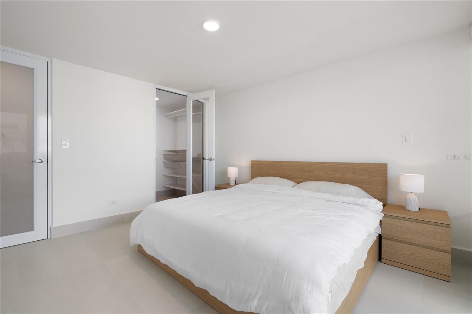 4123 Isla Verde Ave, Waldorf Tower #ph-4 Property Photo 23