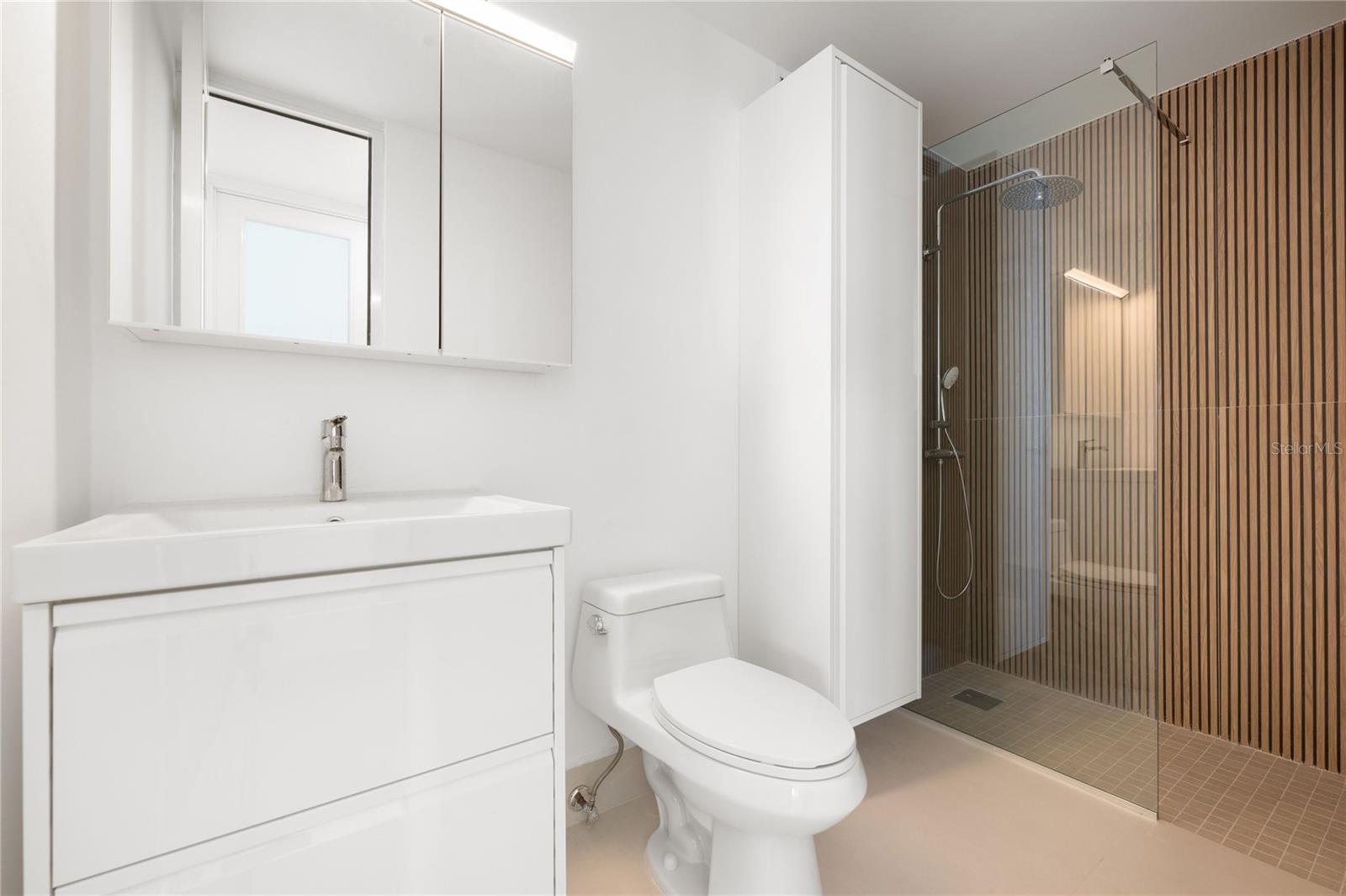 4123 Isla Verde Ave, Waldorf Tower #ph-4 Property Photo 30