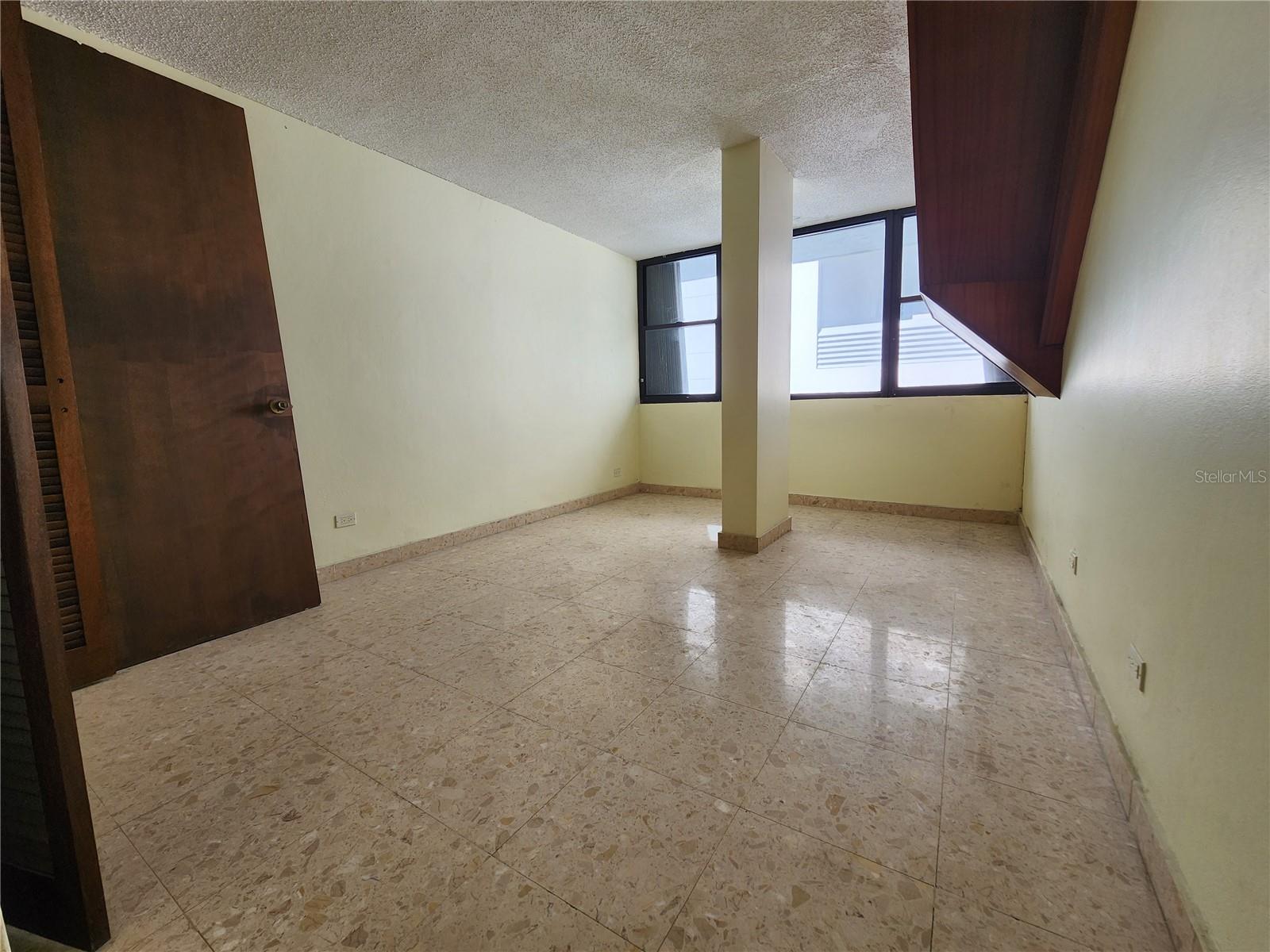 PR9117933 Property Photo 5